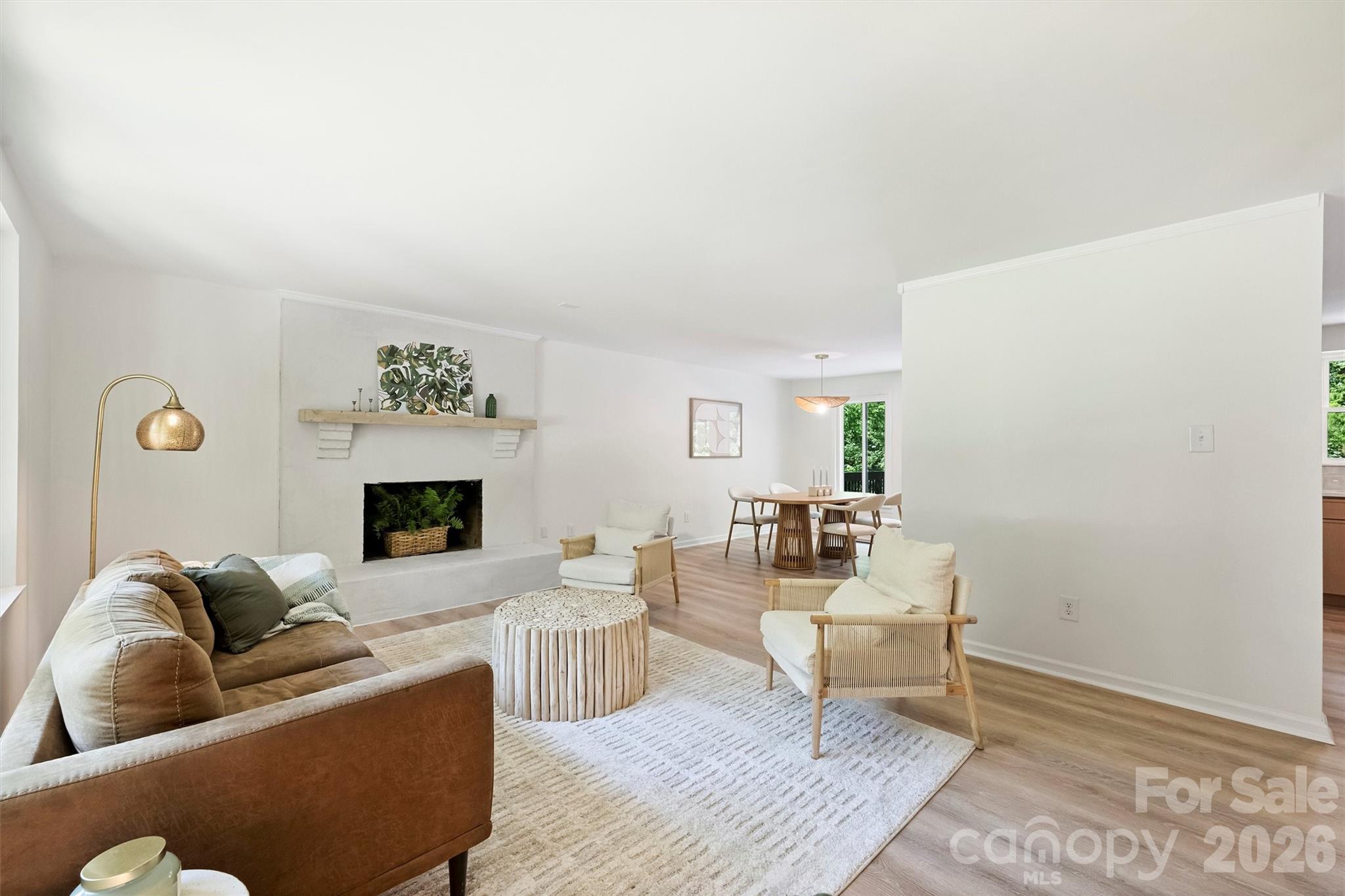 7323 Rollingridge Drive Property Photo 6