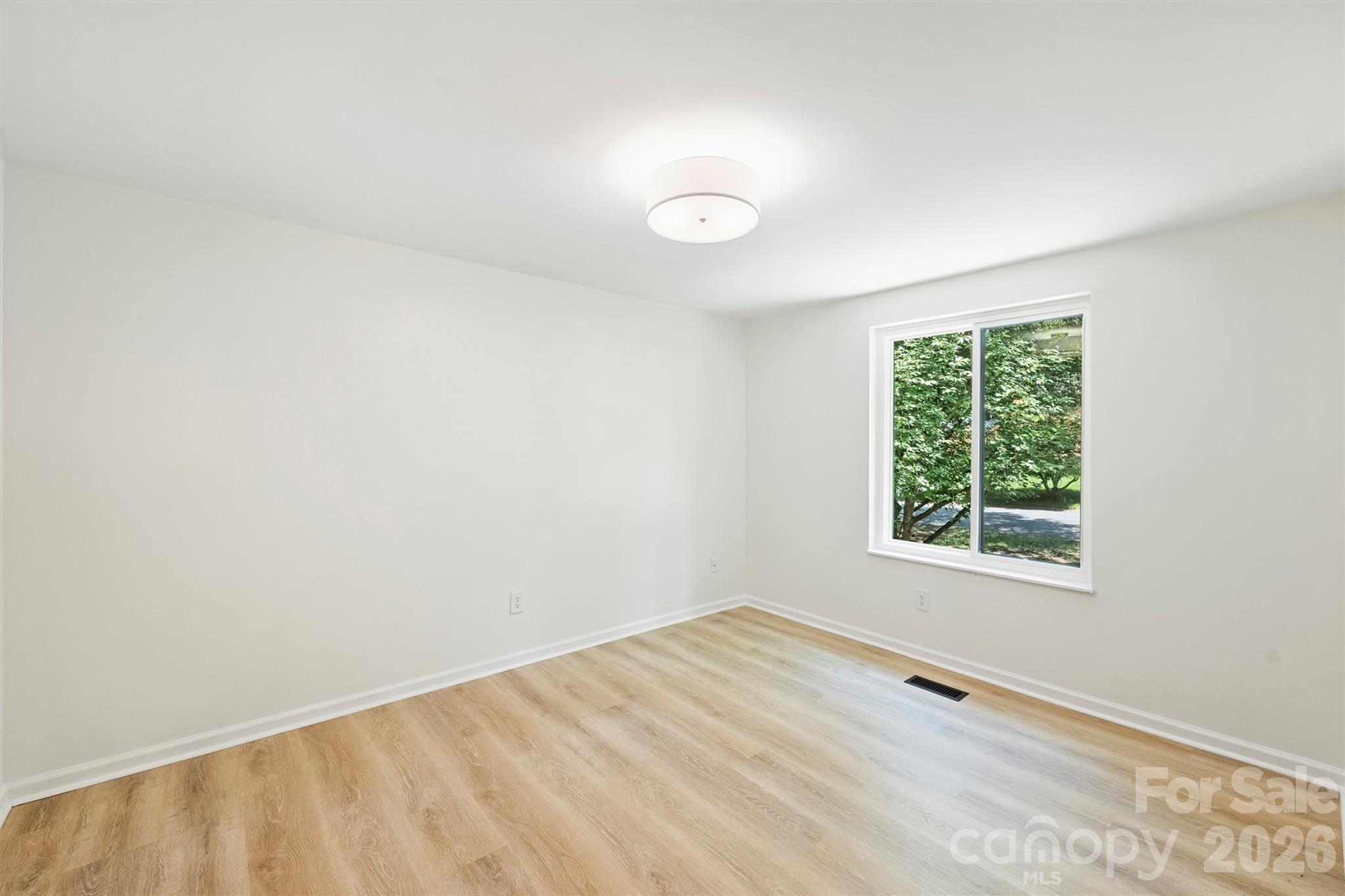 7323 Rollingridge Drive Property Photo 24