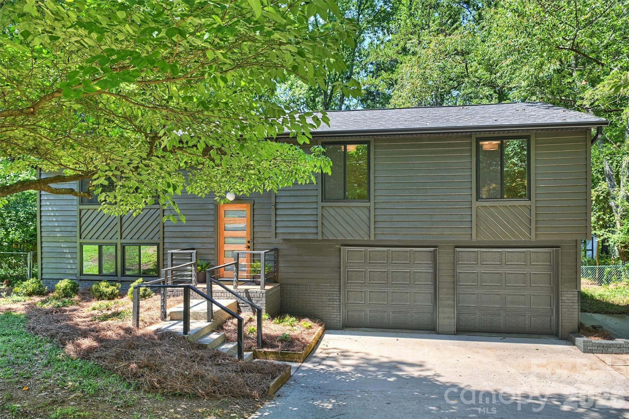 7323 Rollingridge Drive Property Photo 42