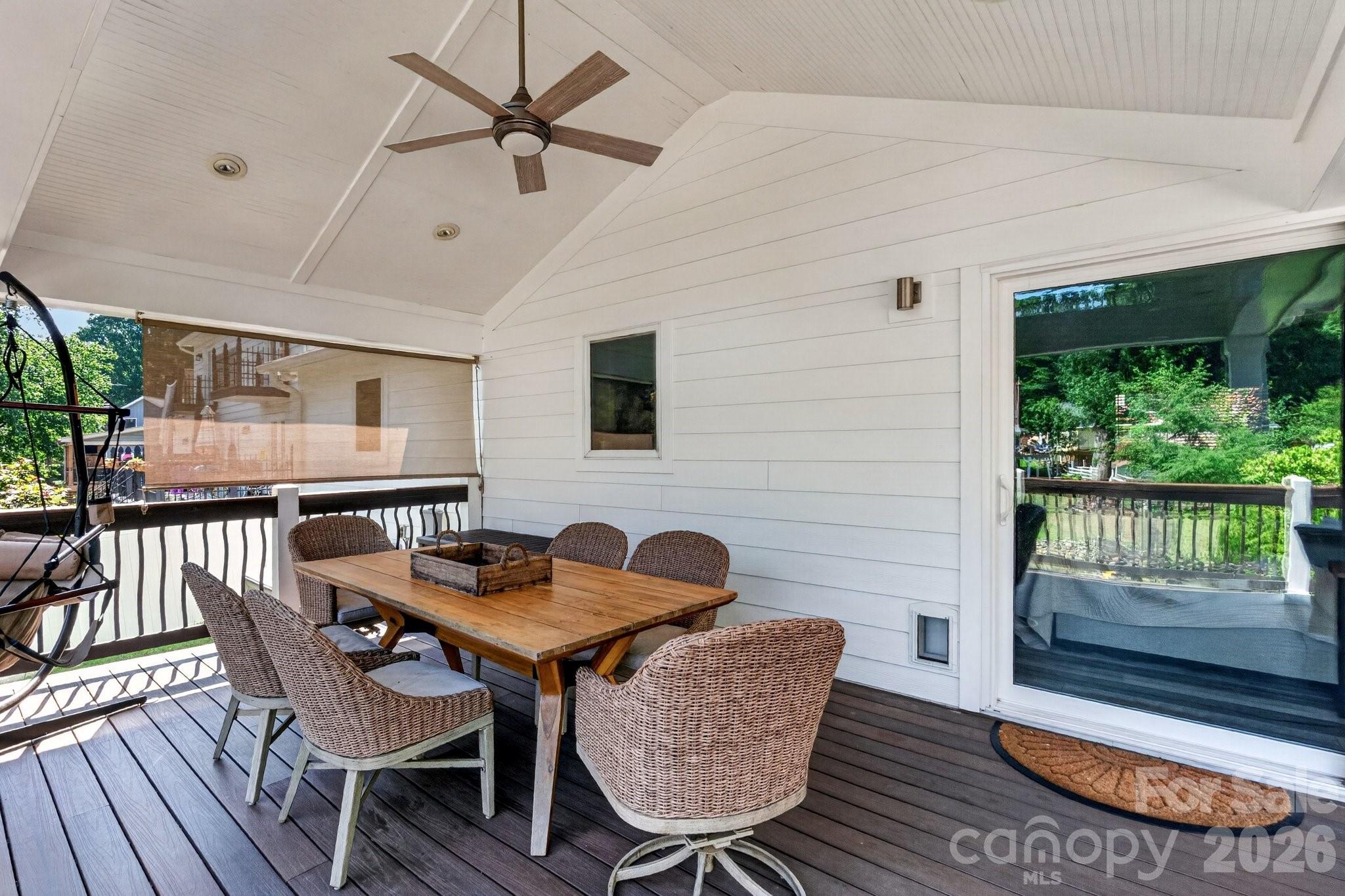 21200 Rio Oro Drive Property Photo 7