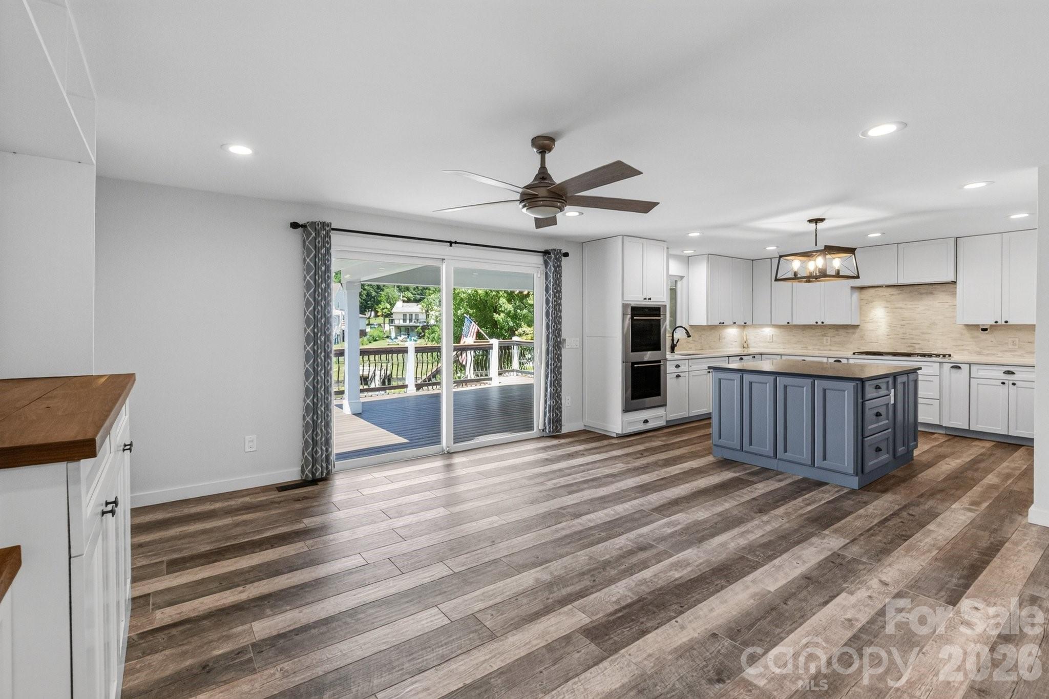 21200 Rio Oro Drive Property Photo 16