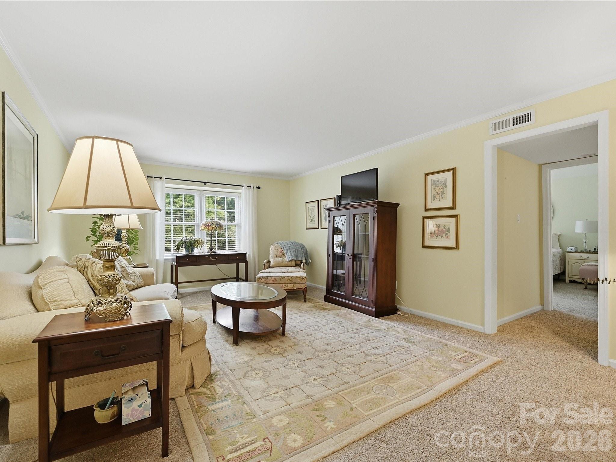 2233 Rexford Road C Property Photo 2