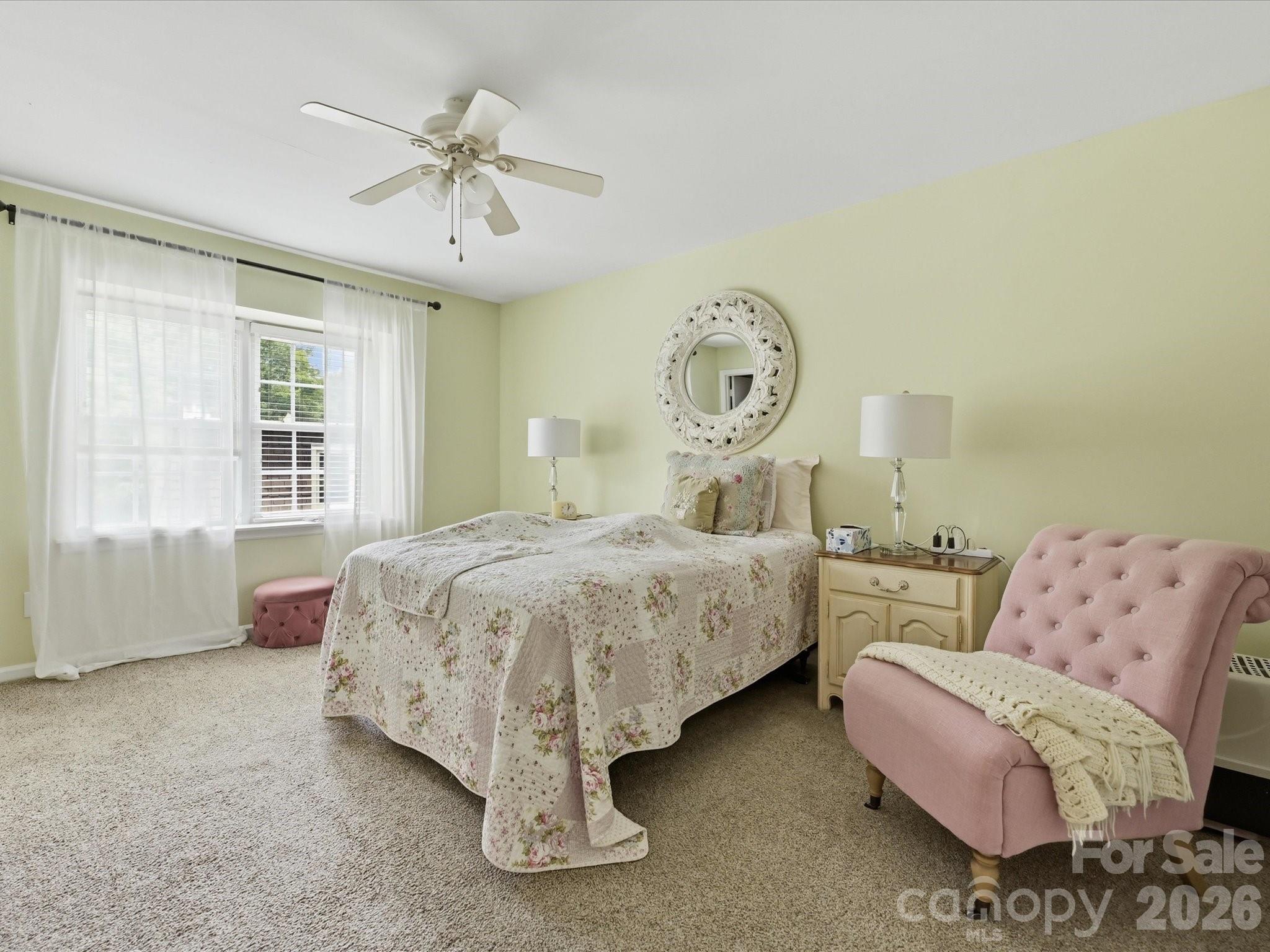 2233 Rexford Road C Property Photo 14
