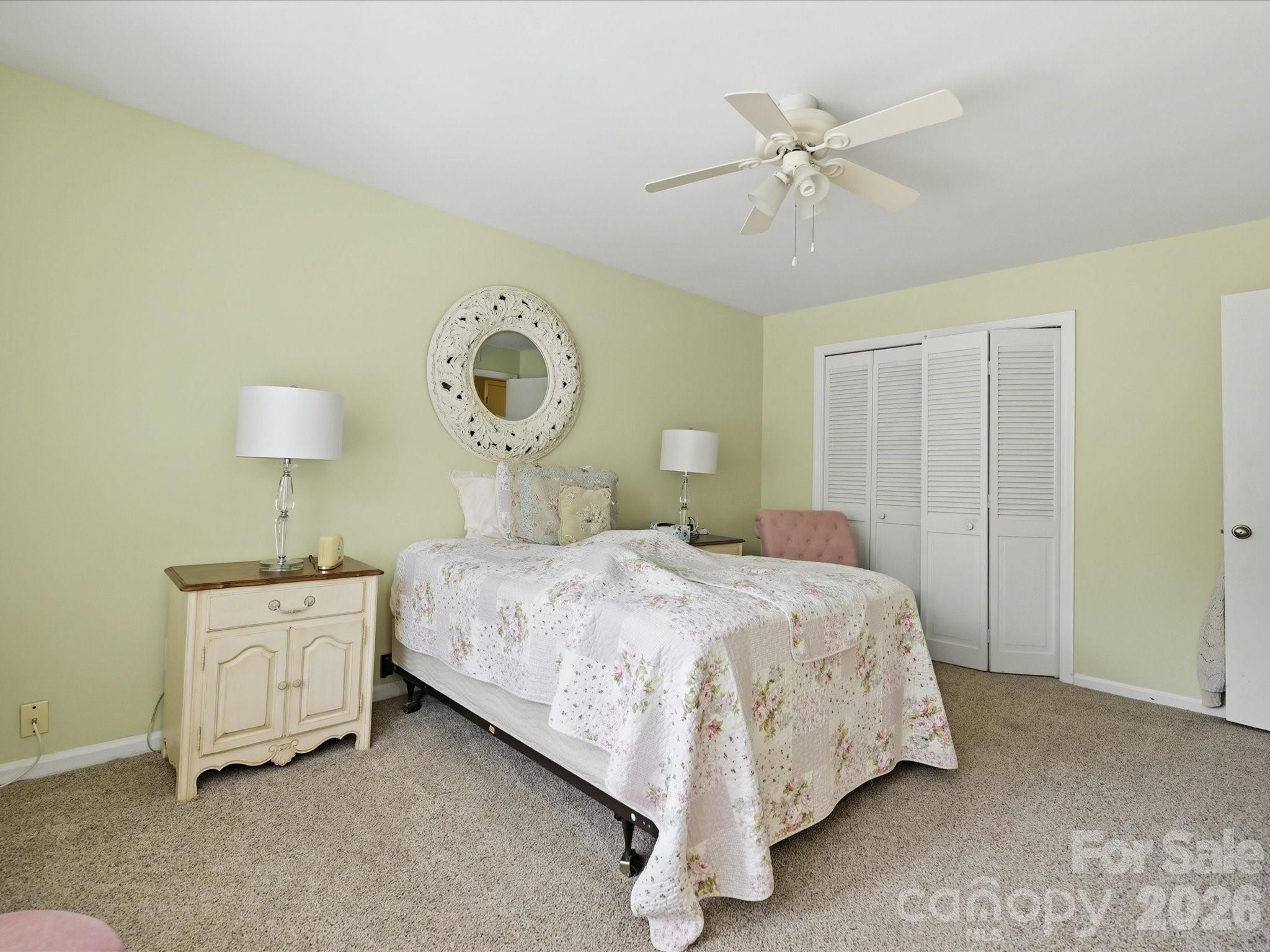 2233 Rexford Road C Property Photo 15