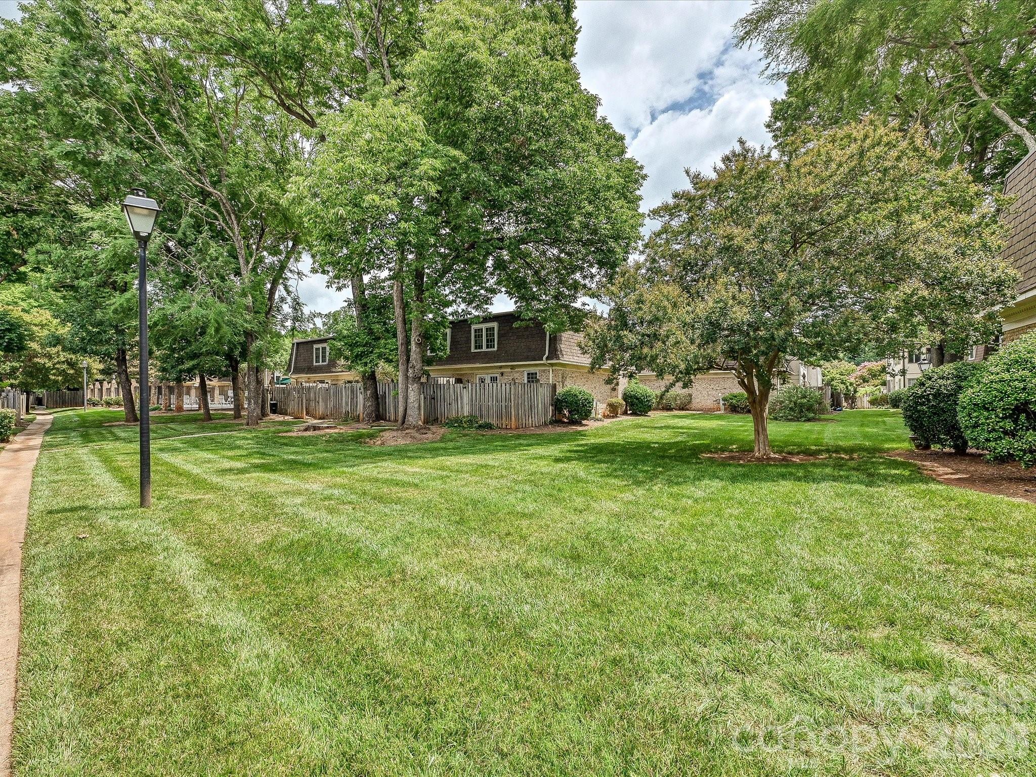 2233 Rexford Road C Property Photo 21