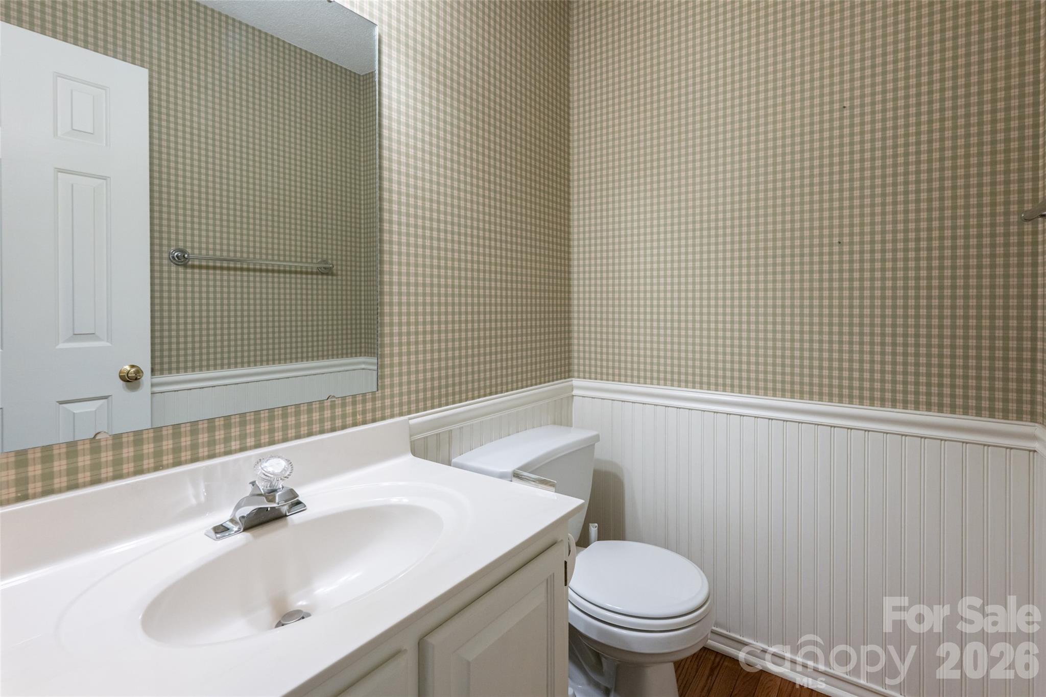 204 Windsor Forest Circle Property Photo 26