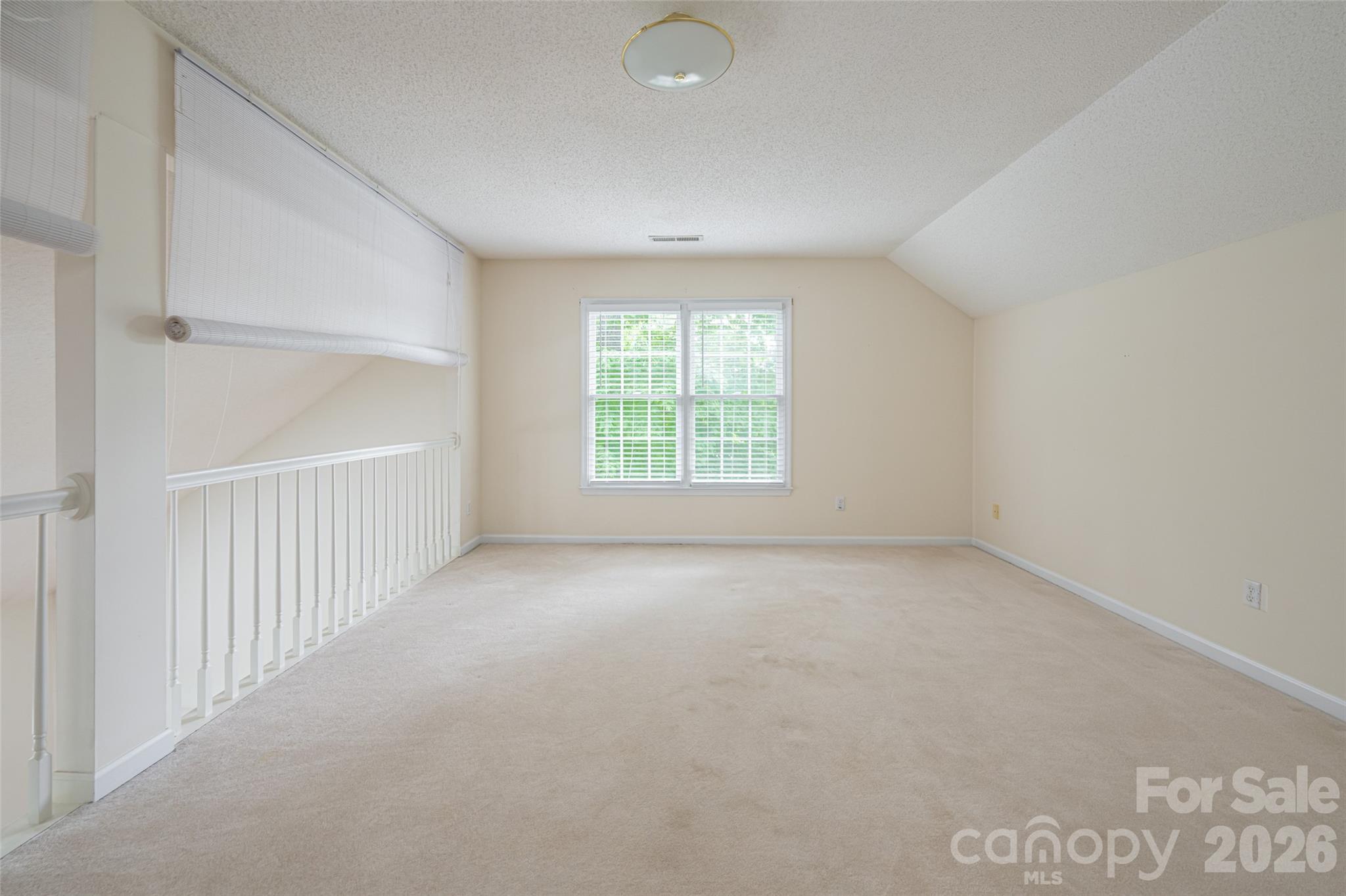 204 Windsor Forest Circle Property Photo 36
