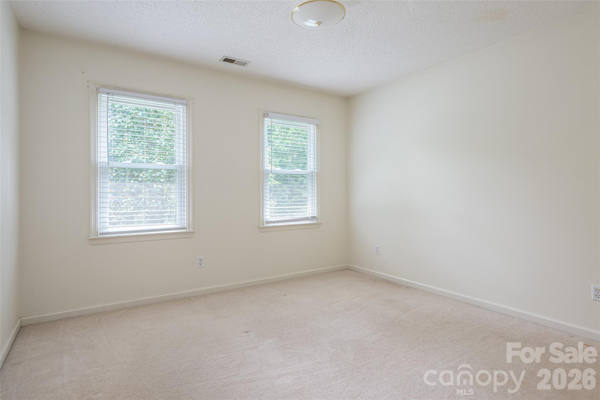 204 Windsor Forest Circle Property Photo 43