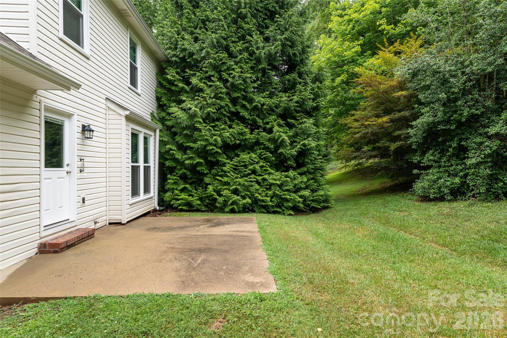 204 Windsor Forest Circle Property Photo 44