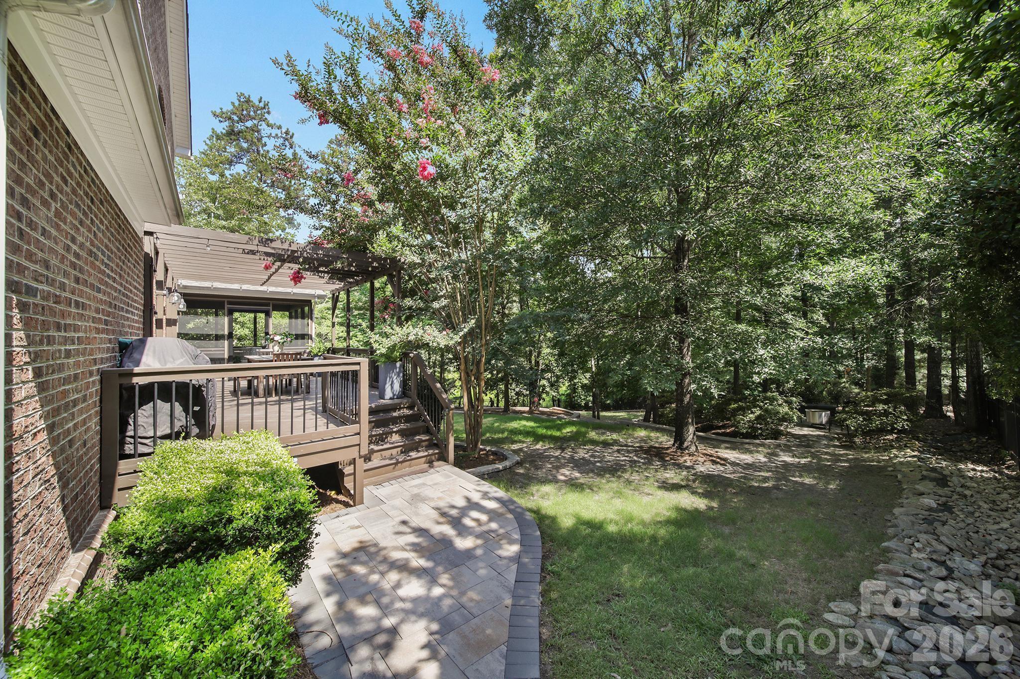 16619 Flintrock Falls Lane Property Photo 38