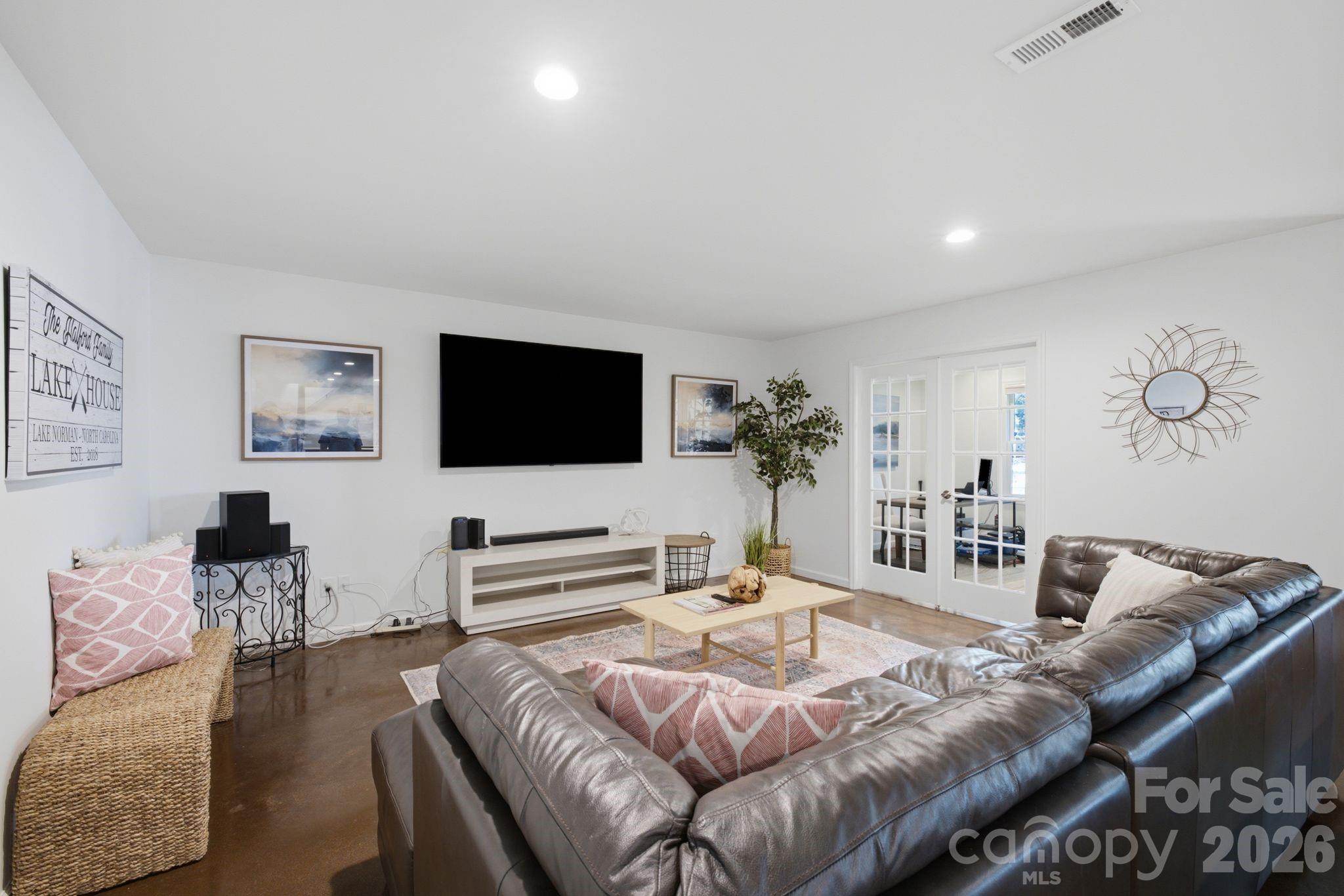 7559 Rabbit Circle Property Photo 37