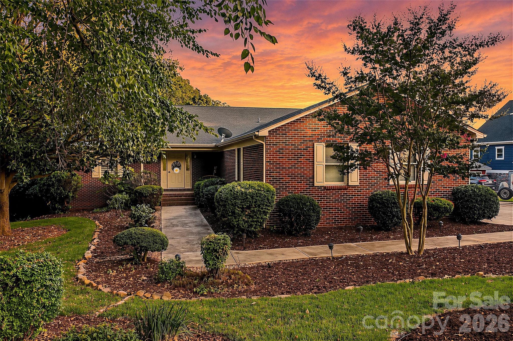 8535 Sylvan Drive Property Photo 2