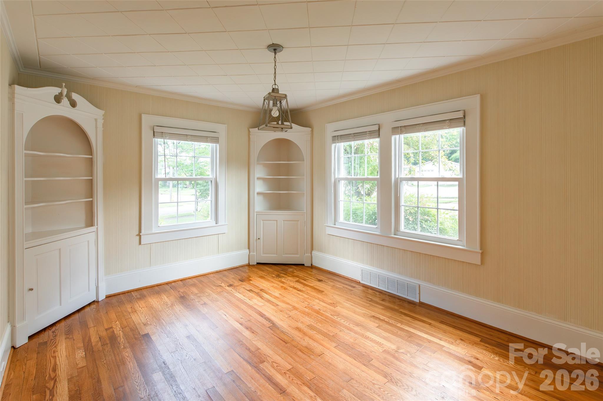 168 Park Street Property Photo 11