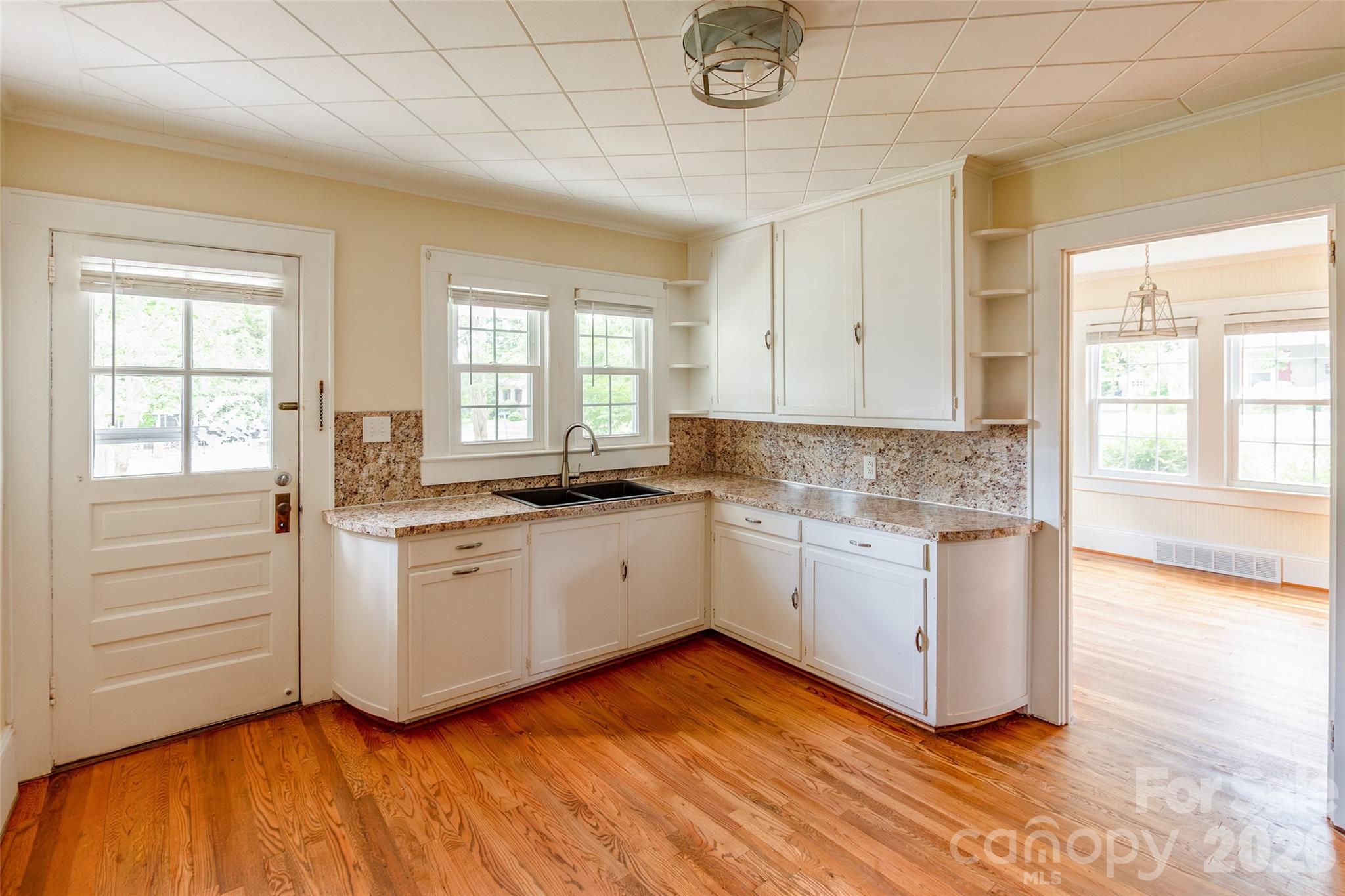 168 Park Street Property Photo 13