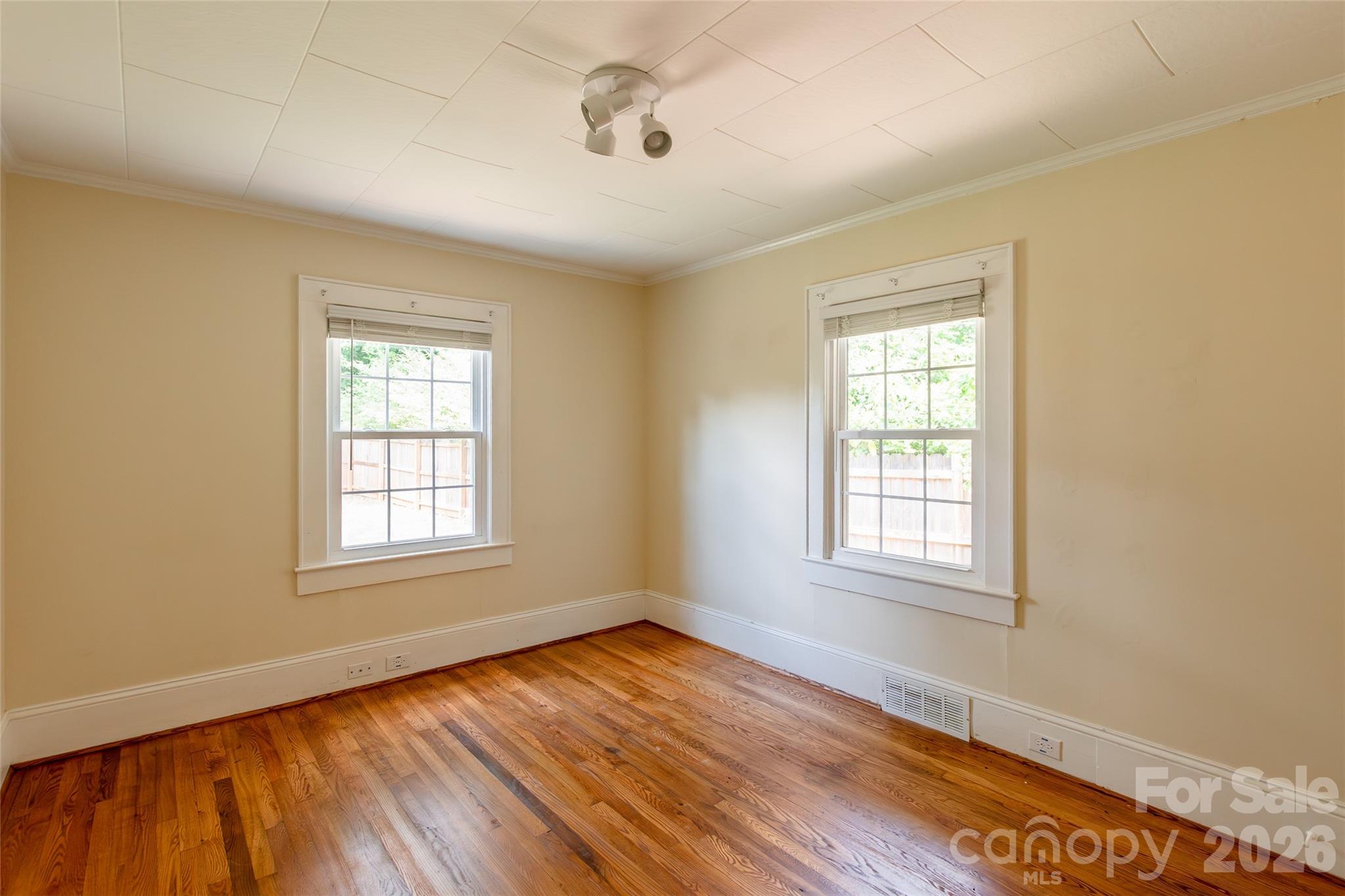 168 Park Street Property Photo 17