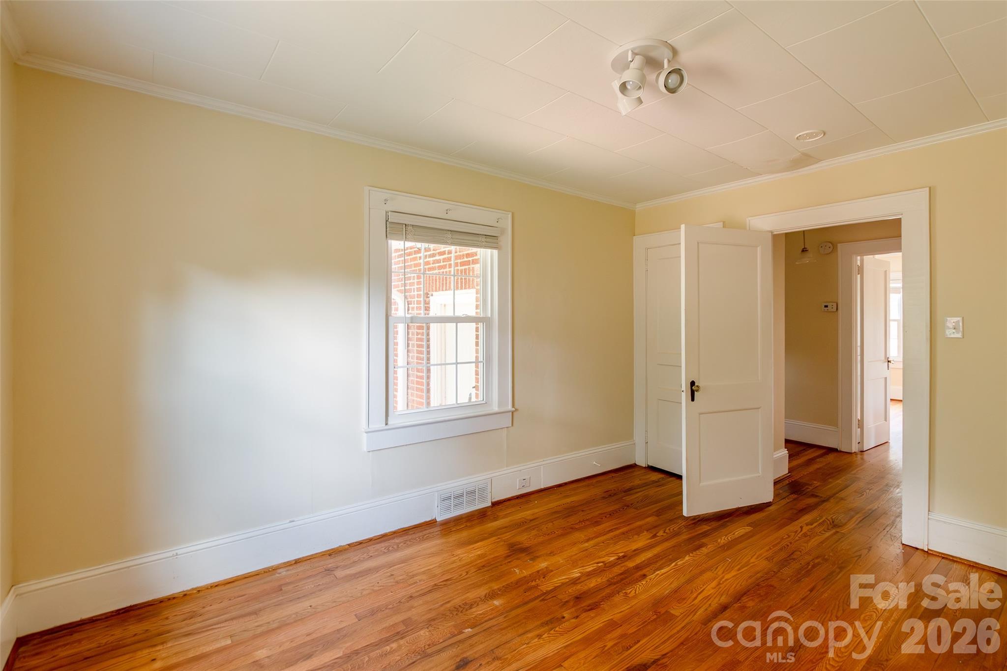 168 Park Street Property Photo 18
