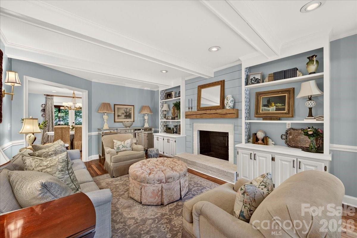 10300 Ben Franklin Court Property Photo 17
