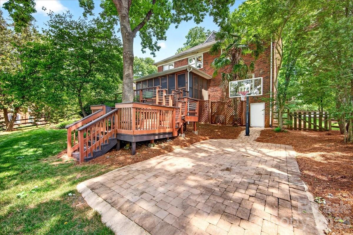 10300 Ben Franklin Court Property Photo 39
