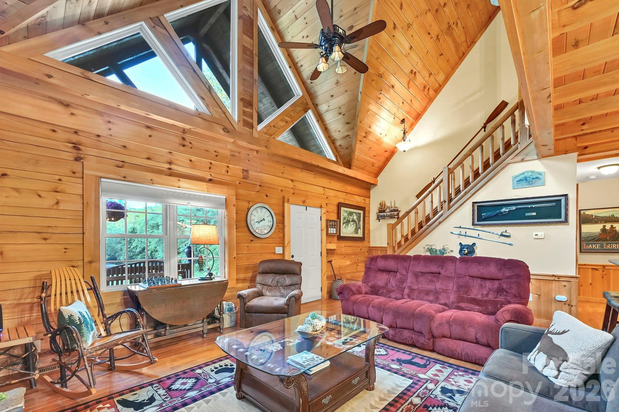 124 Small Creek Drive Property Photo 7