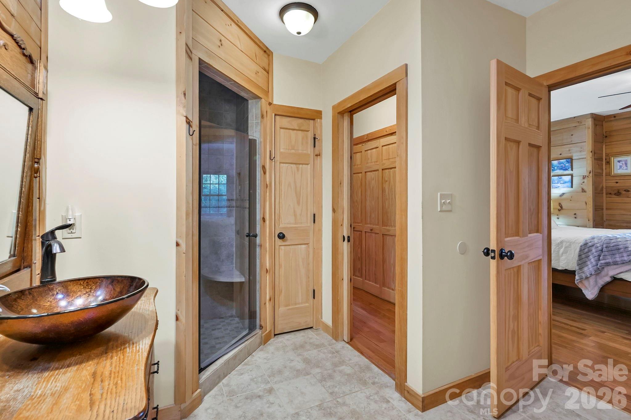 124 Small Creek Drive Property Photo 20