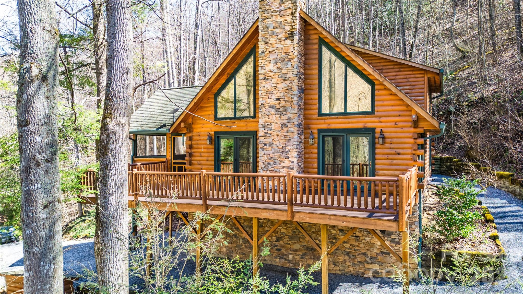 3548 Dicks Creek Road Property Photo 1