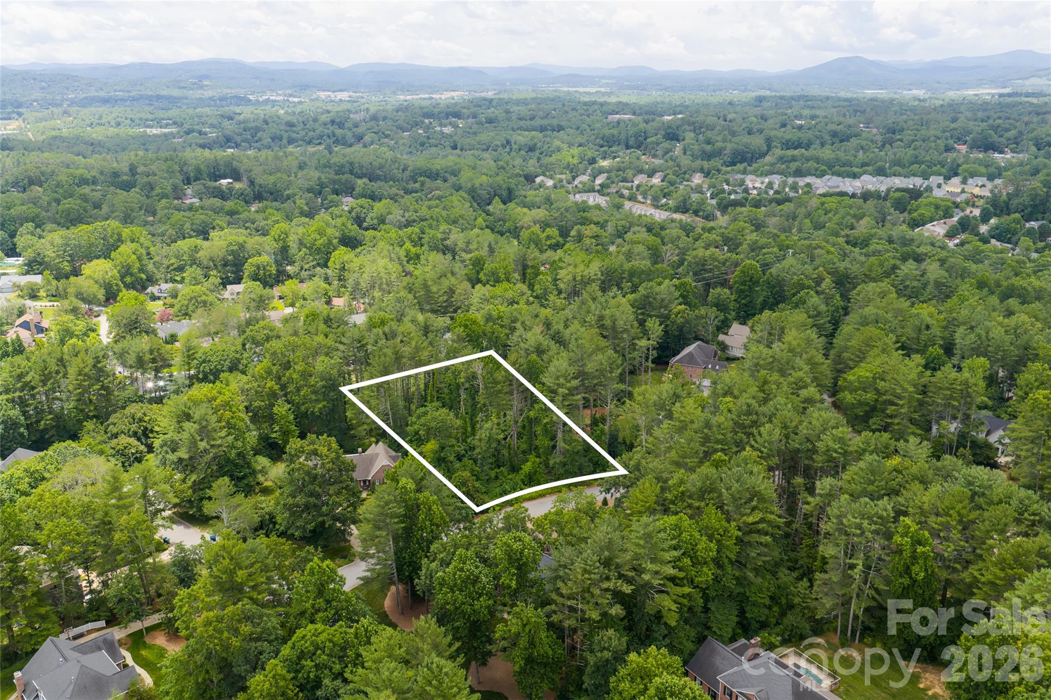 4 Dunnwoody Drive Property Photo 2