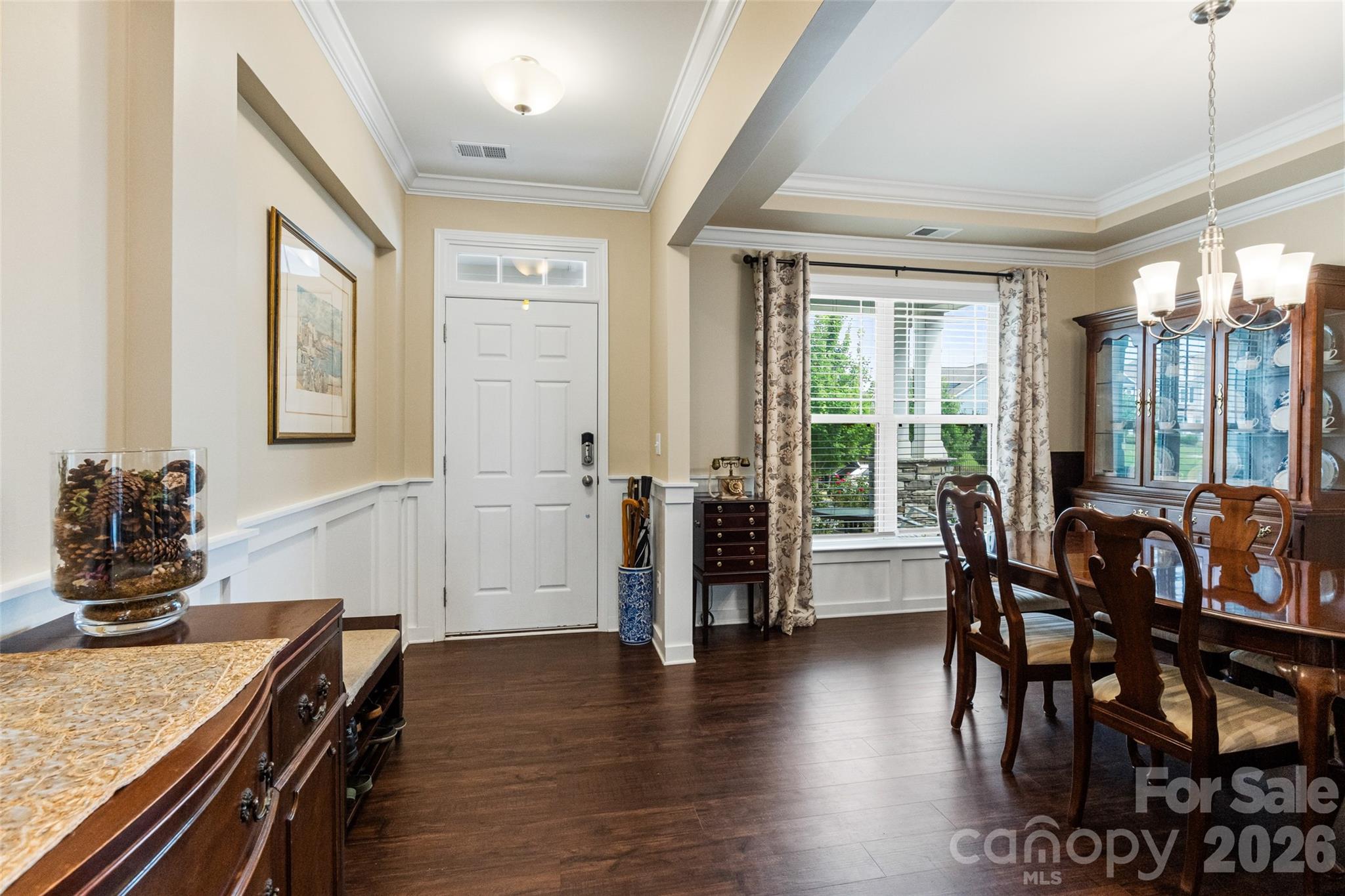 6008 Britannia Boulevard Property Photo 4