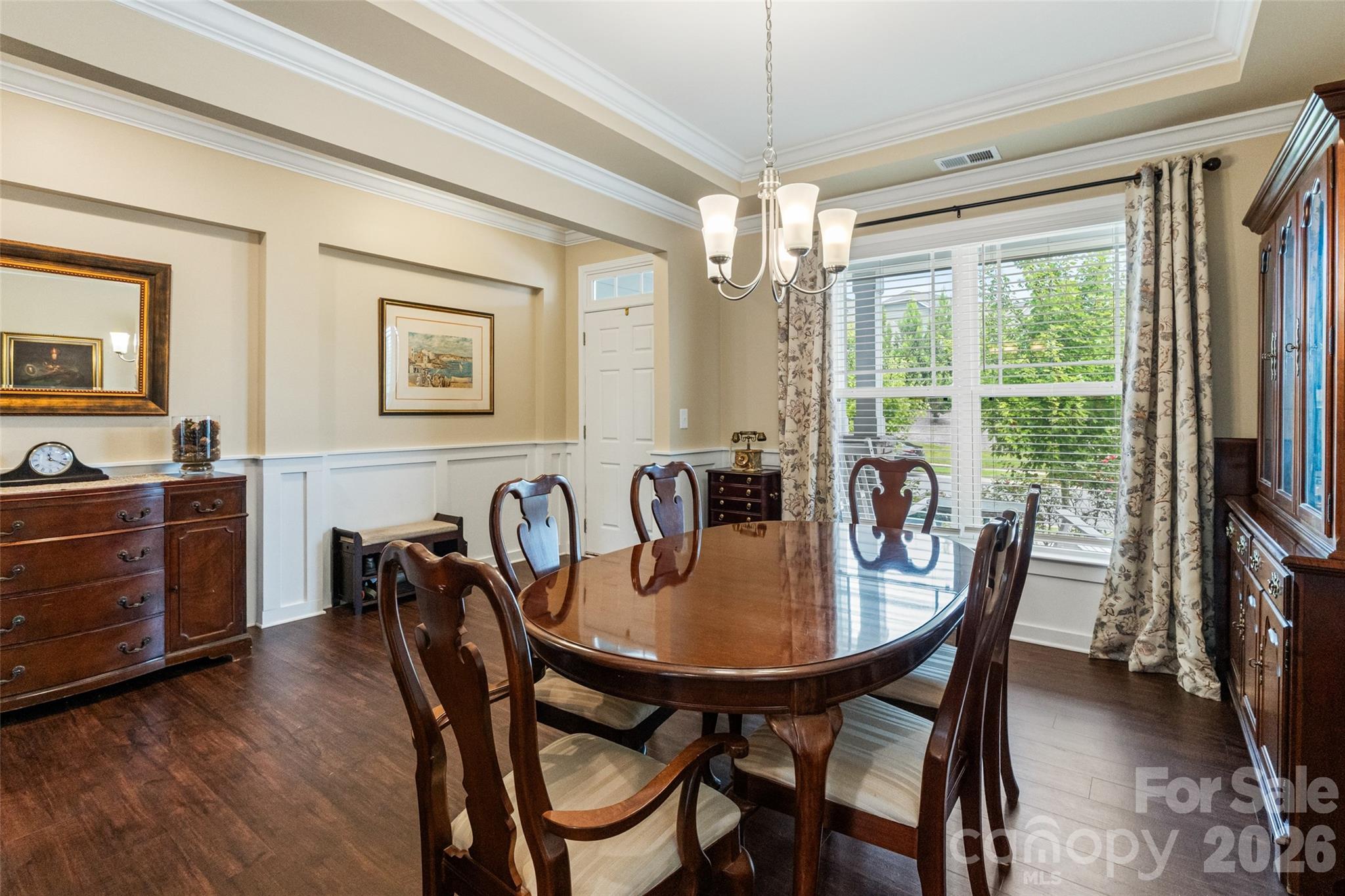 6008 Britannia Boulevard Property Photo 7