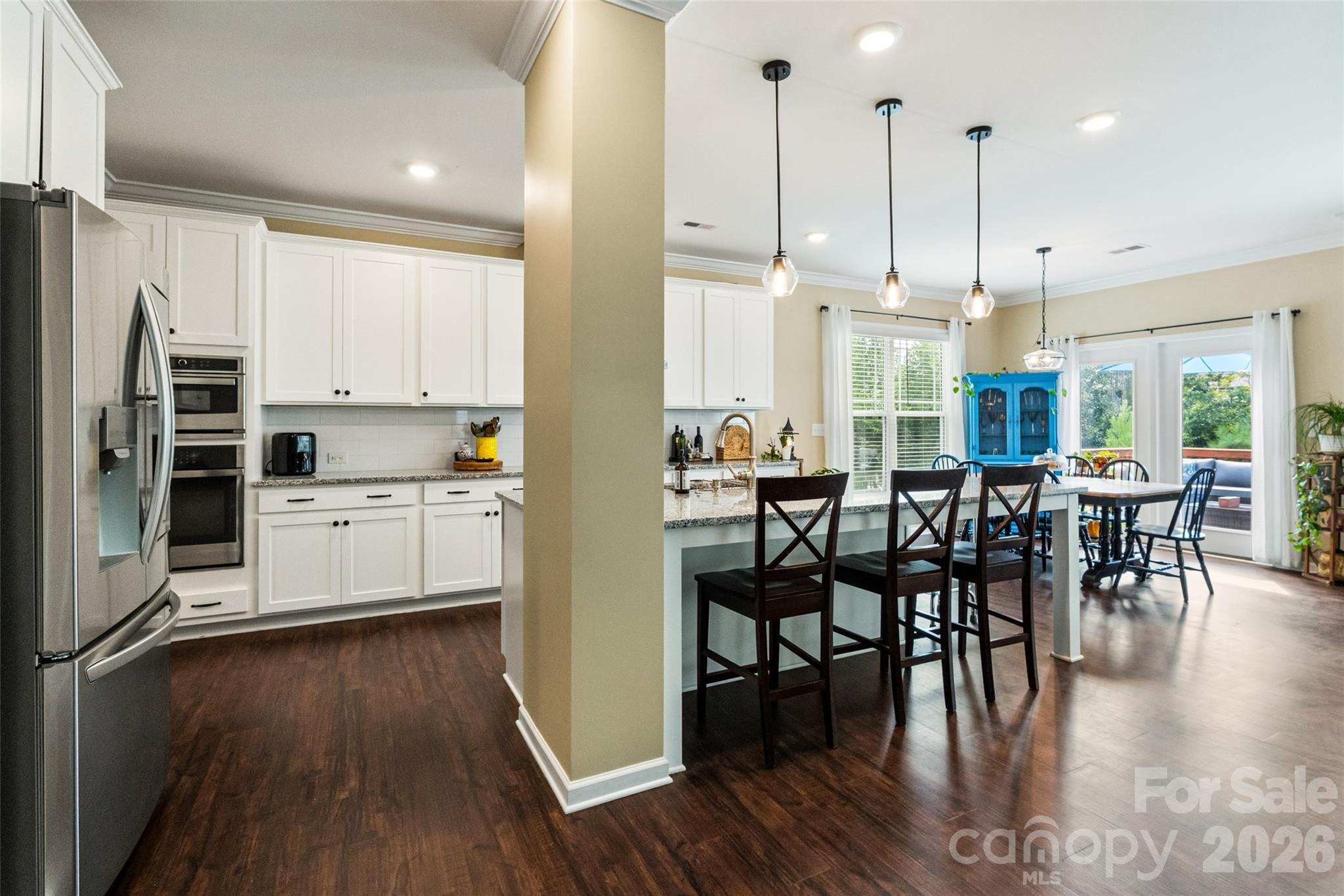6008 Britannia Boulevard Property Photo 12