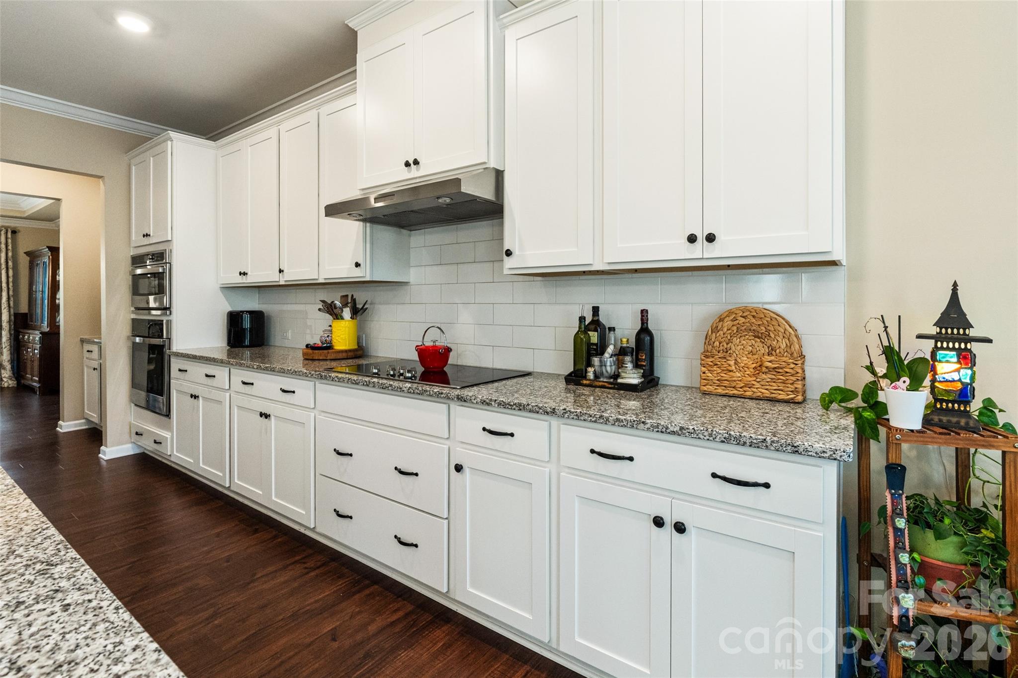 6008 Britannia Boulevard Property Photo 16