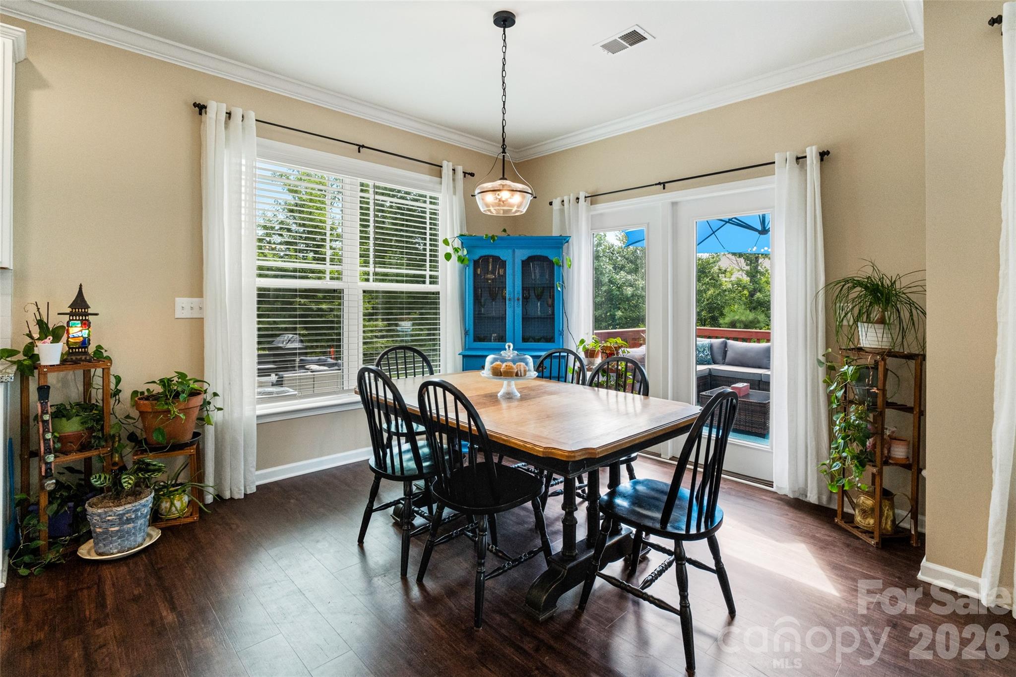 6008 Britannia Boulevard Property Photo 18