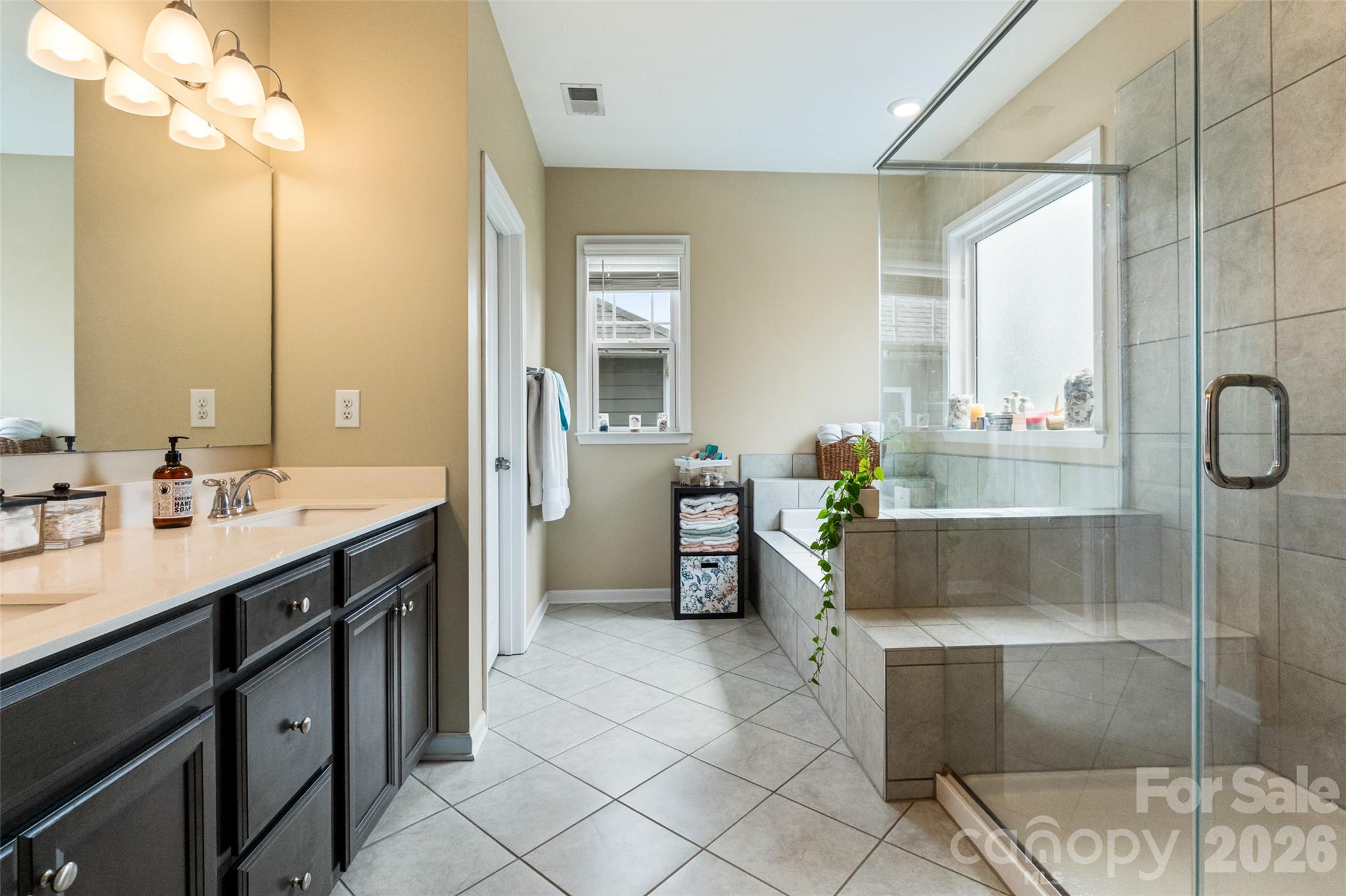 6008 Britannia Boulevard Property Photo 26