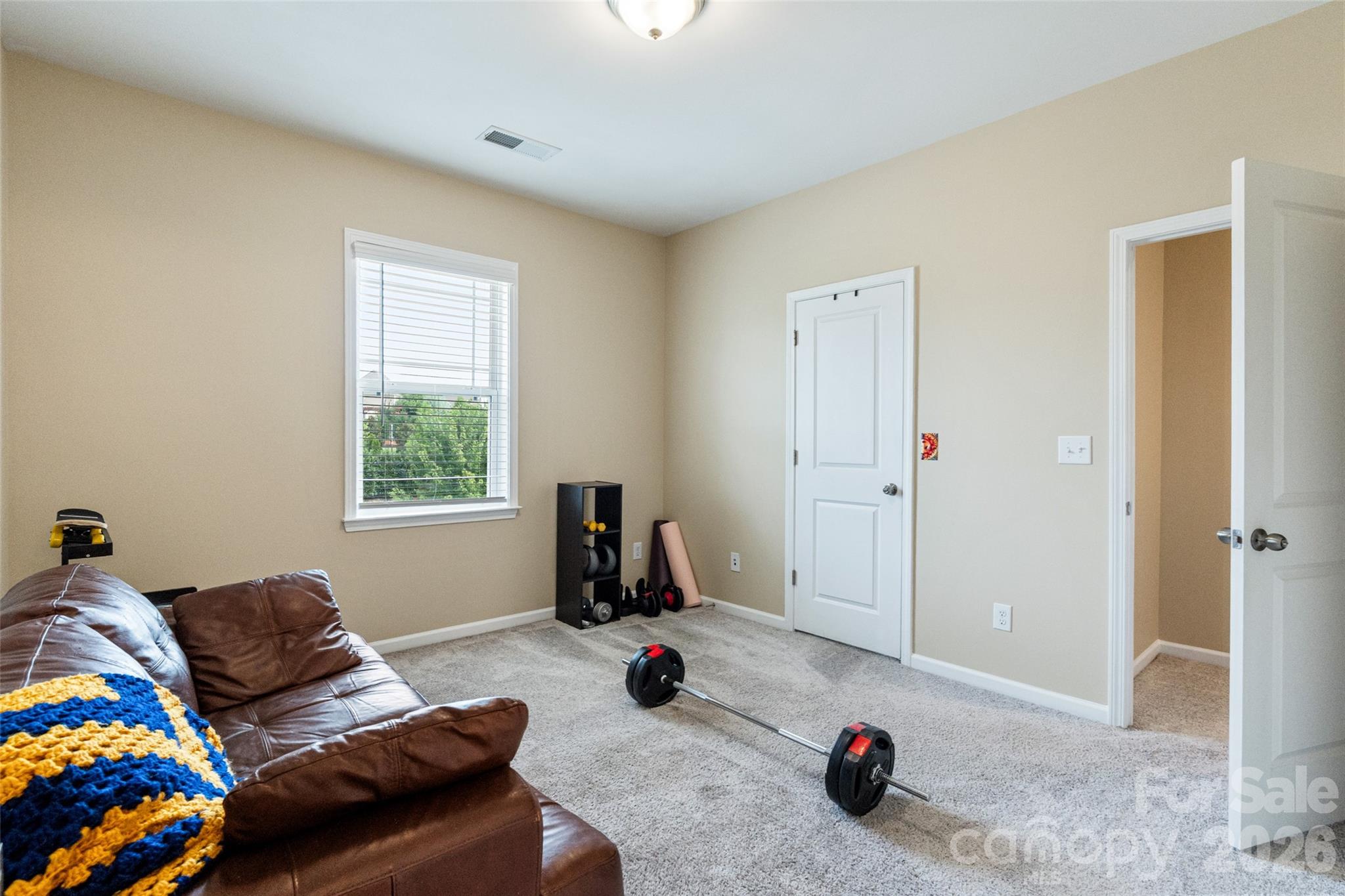 6008 Britannia Boulevard Property Photo 33