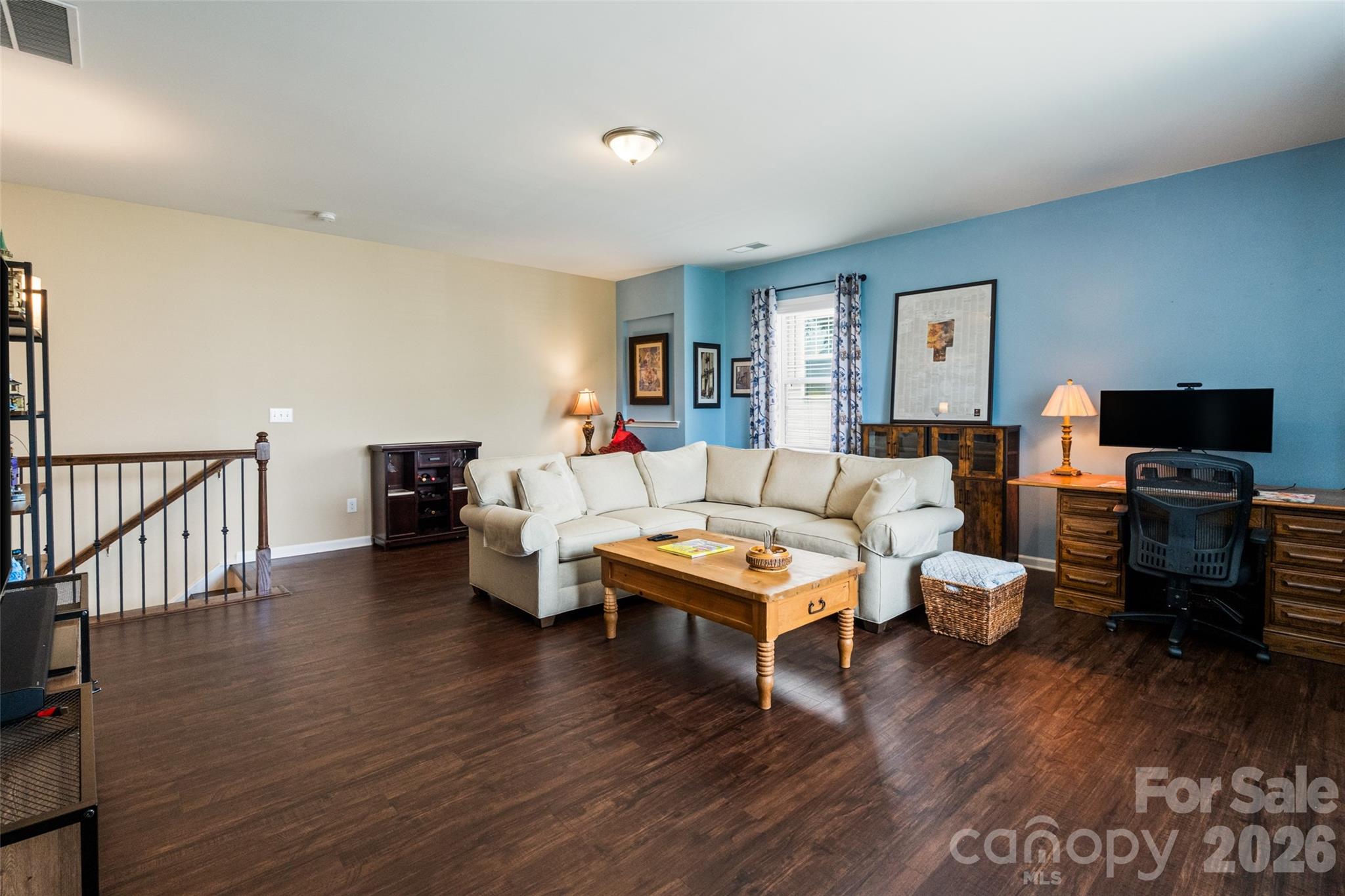 6008 Britannia Boulevard Property Photo 37