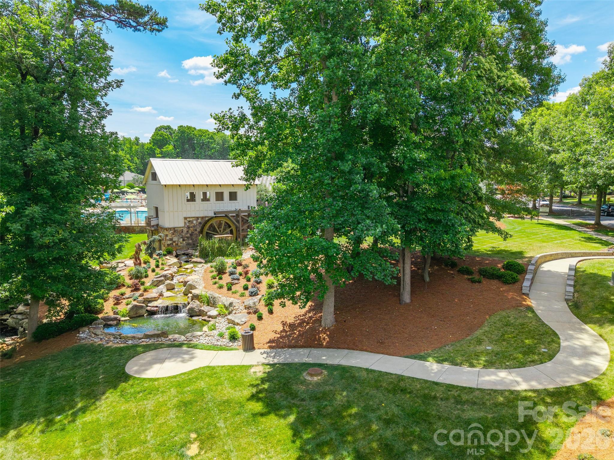 6008 Britannia Boulevard Property Photo 46