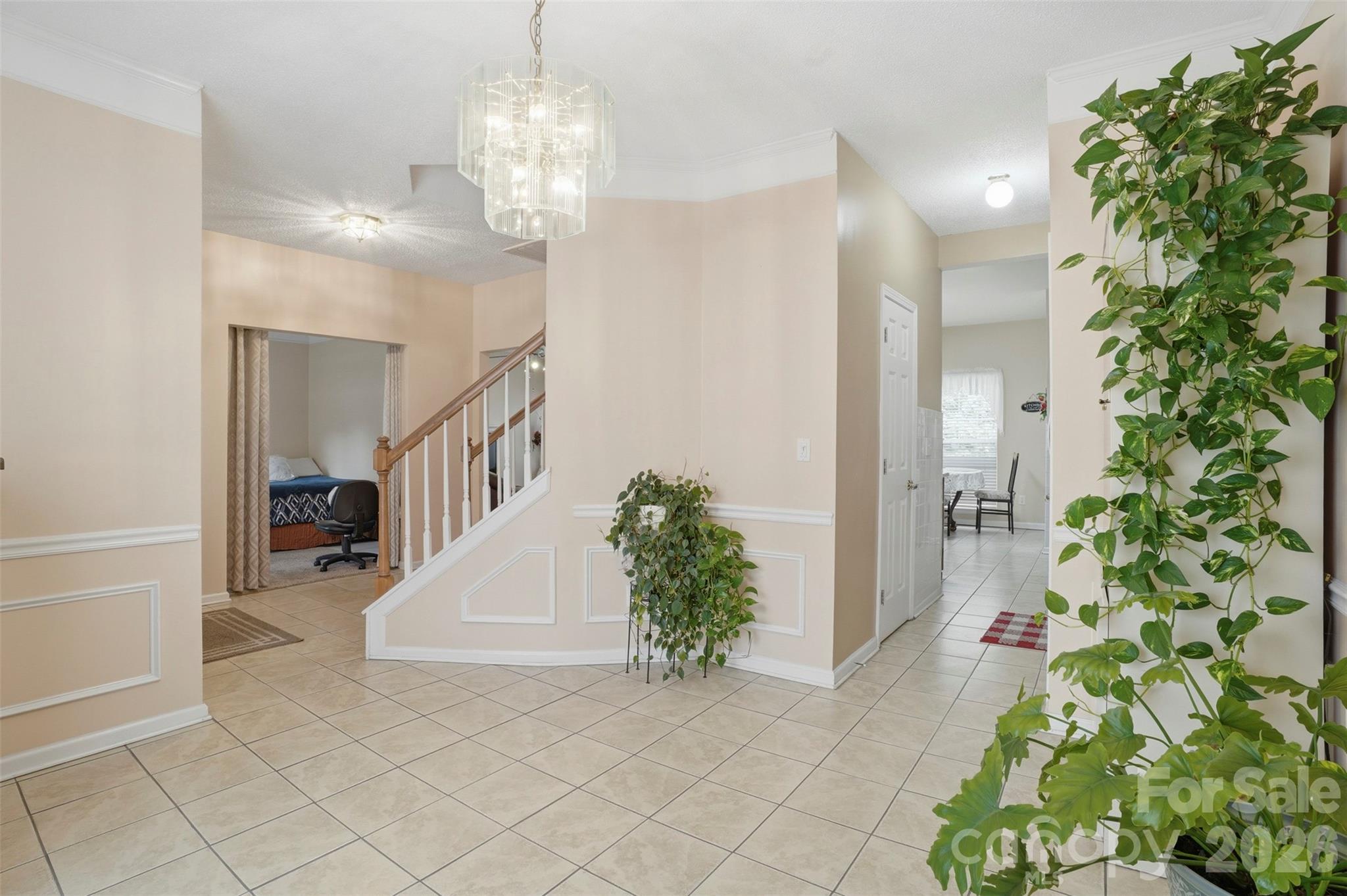 5619 Hedgecrest Place Property Photo 6