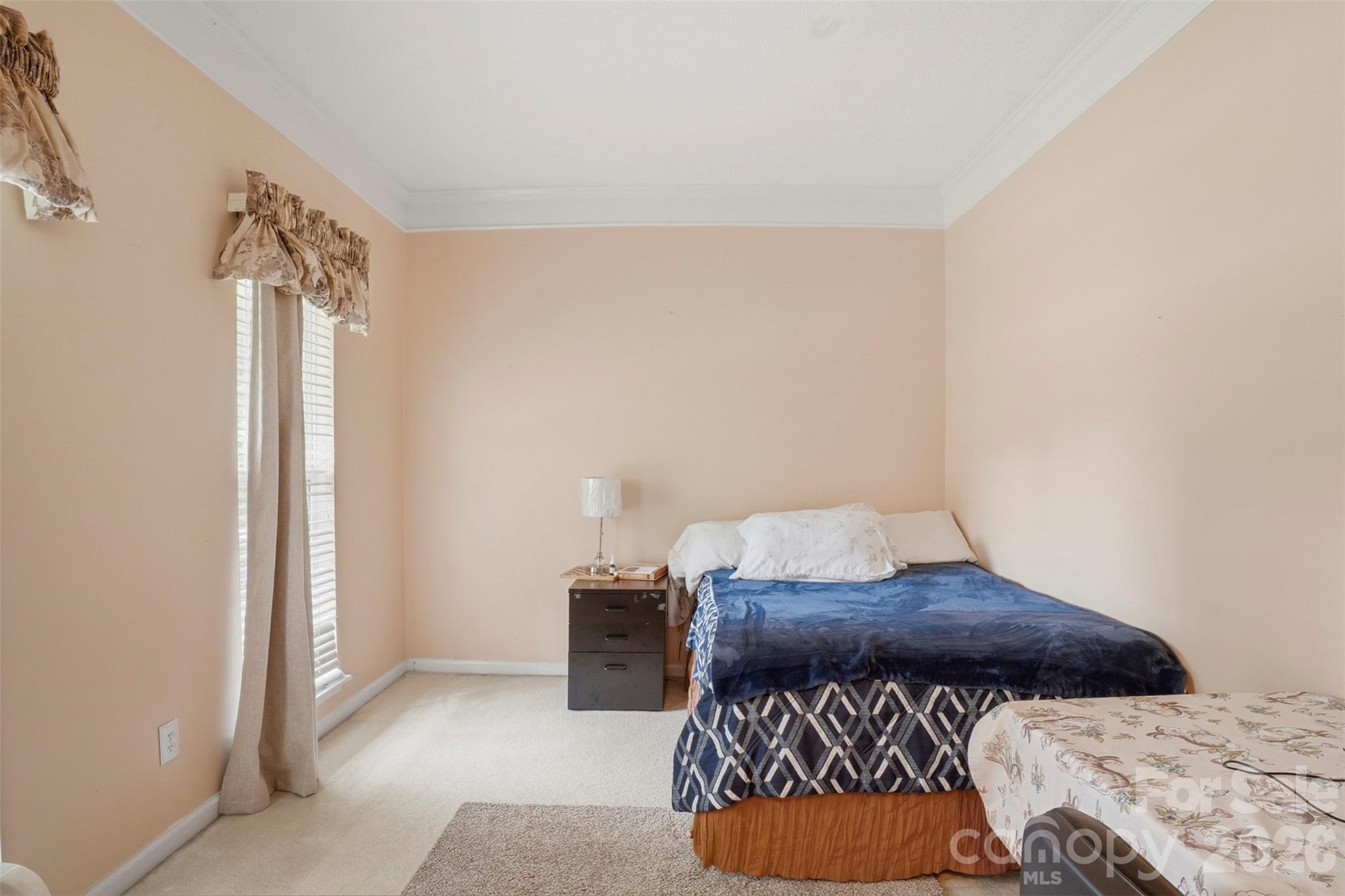 5619 Hedgecrest Place Property Photo 16