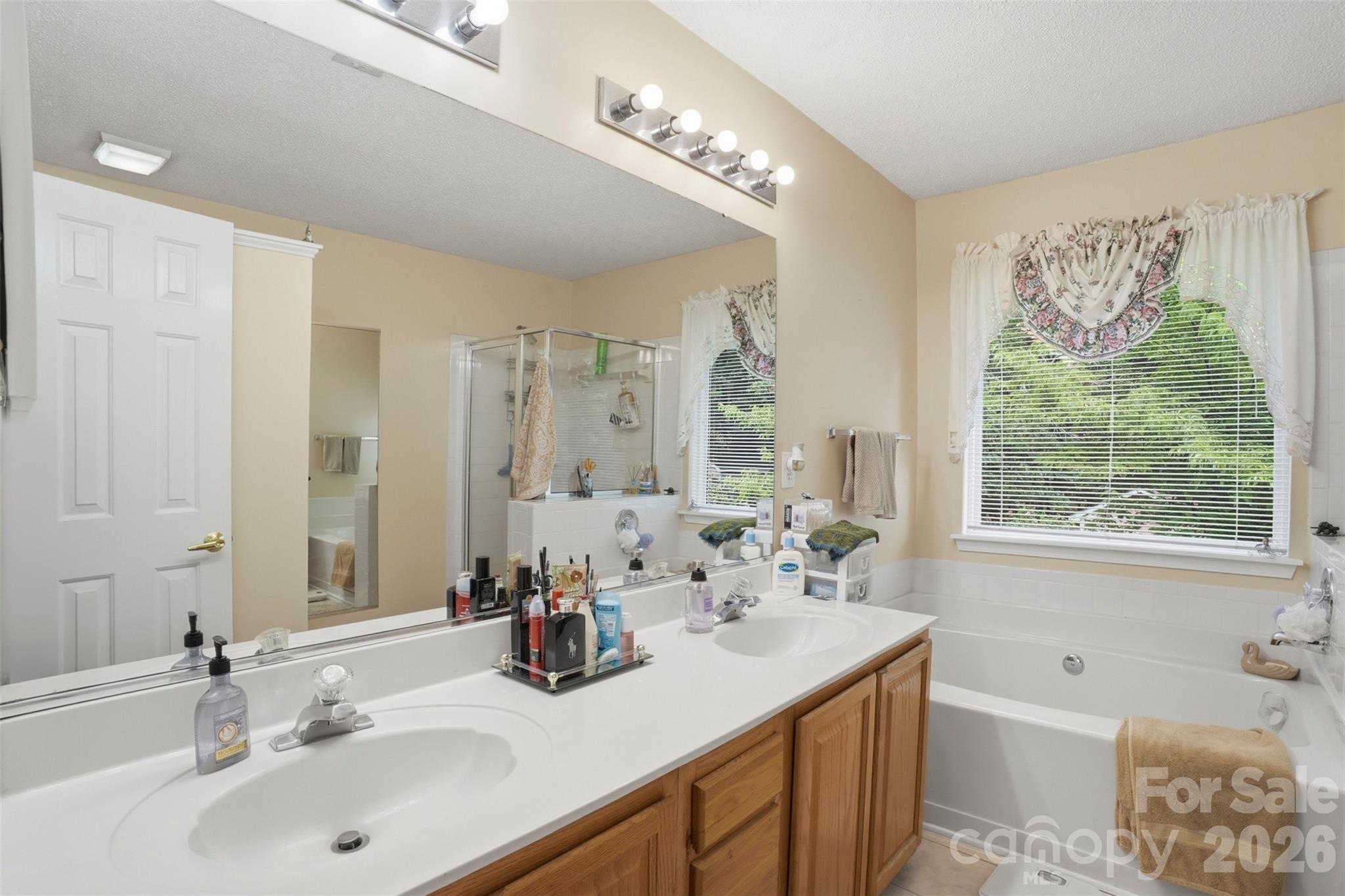 5619 Hedgecrest Place Property Photo 21