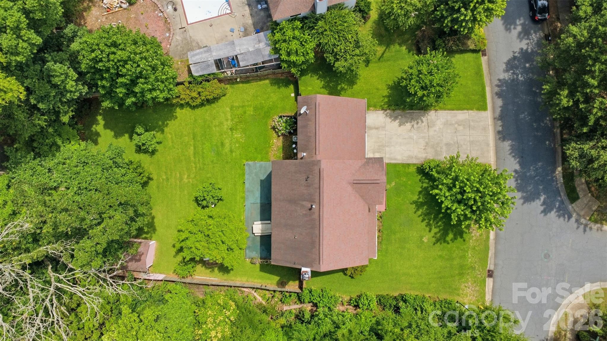 5619 Hedgecrest Place Property Photo 37