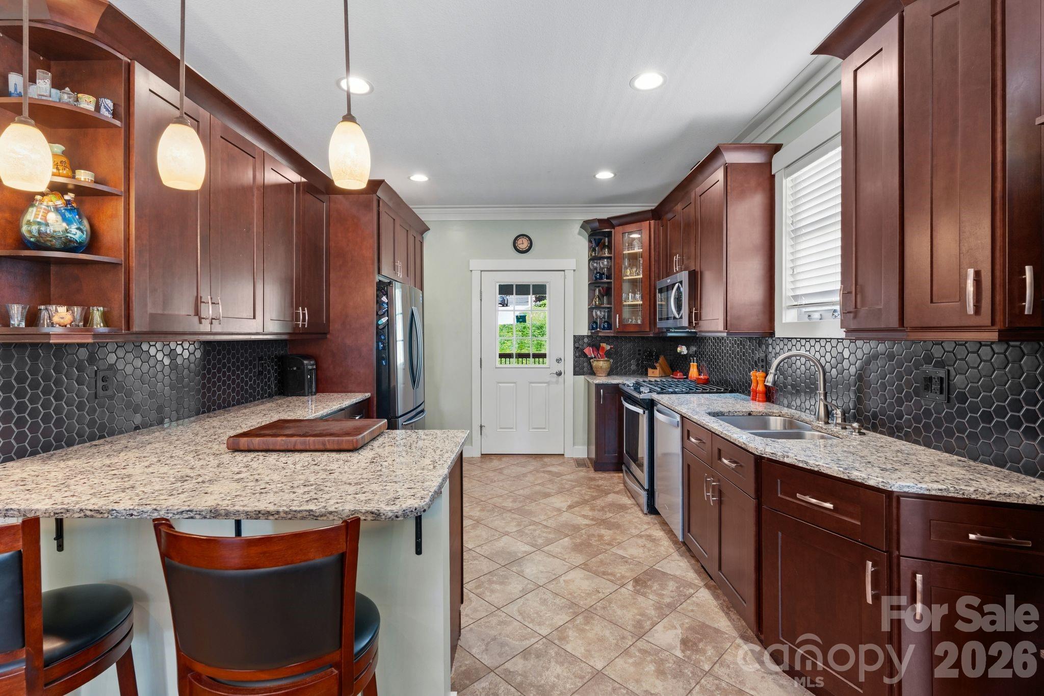 36 Copper Mill Court Property Photo 12