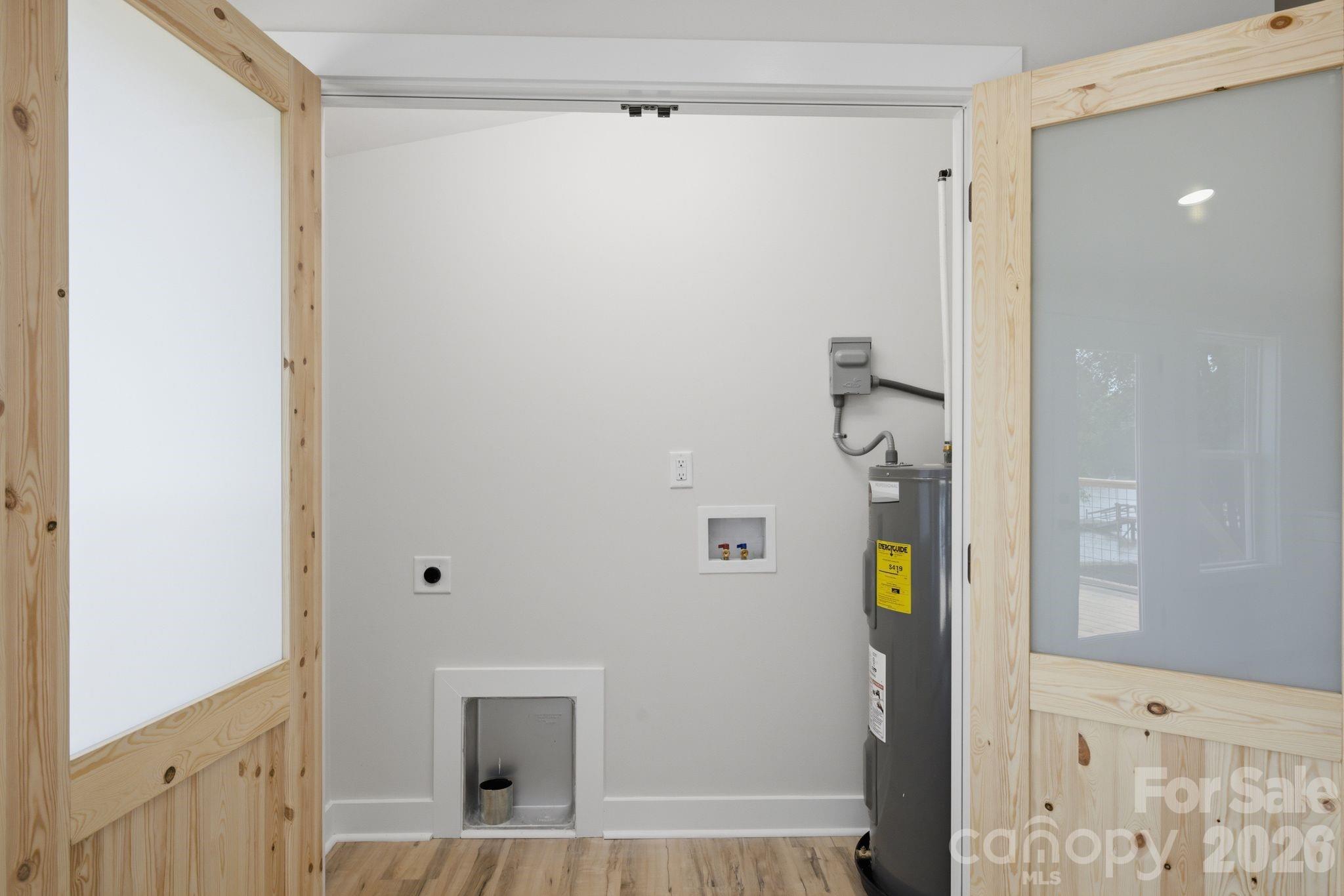 2516 Riverview Road Property Photo 8