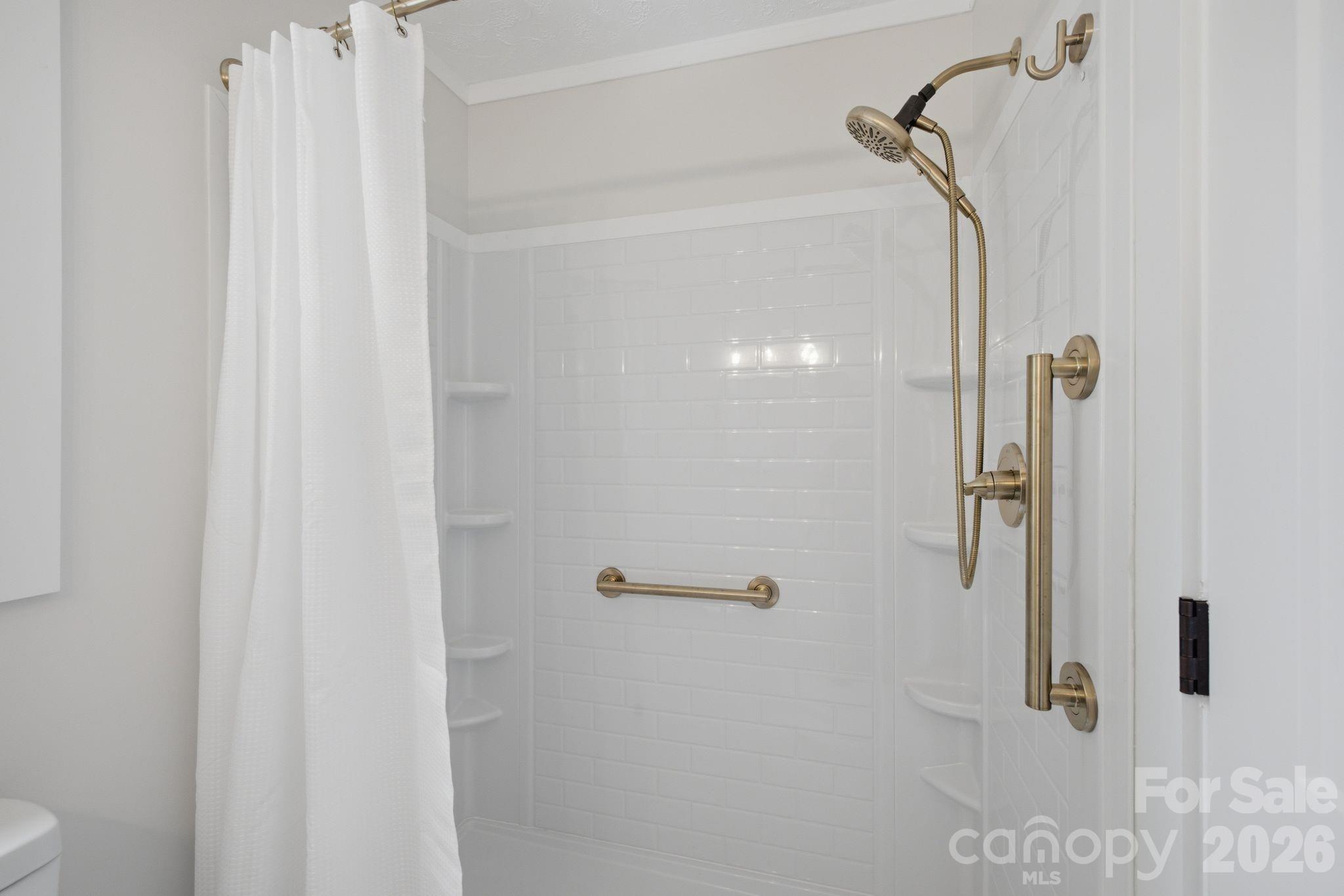 2516 Riverview Road Property Photo 13