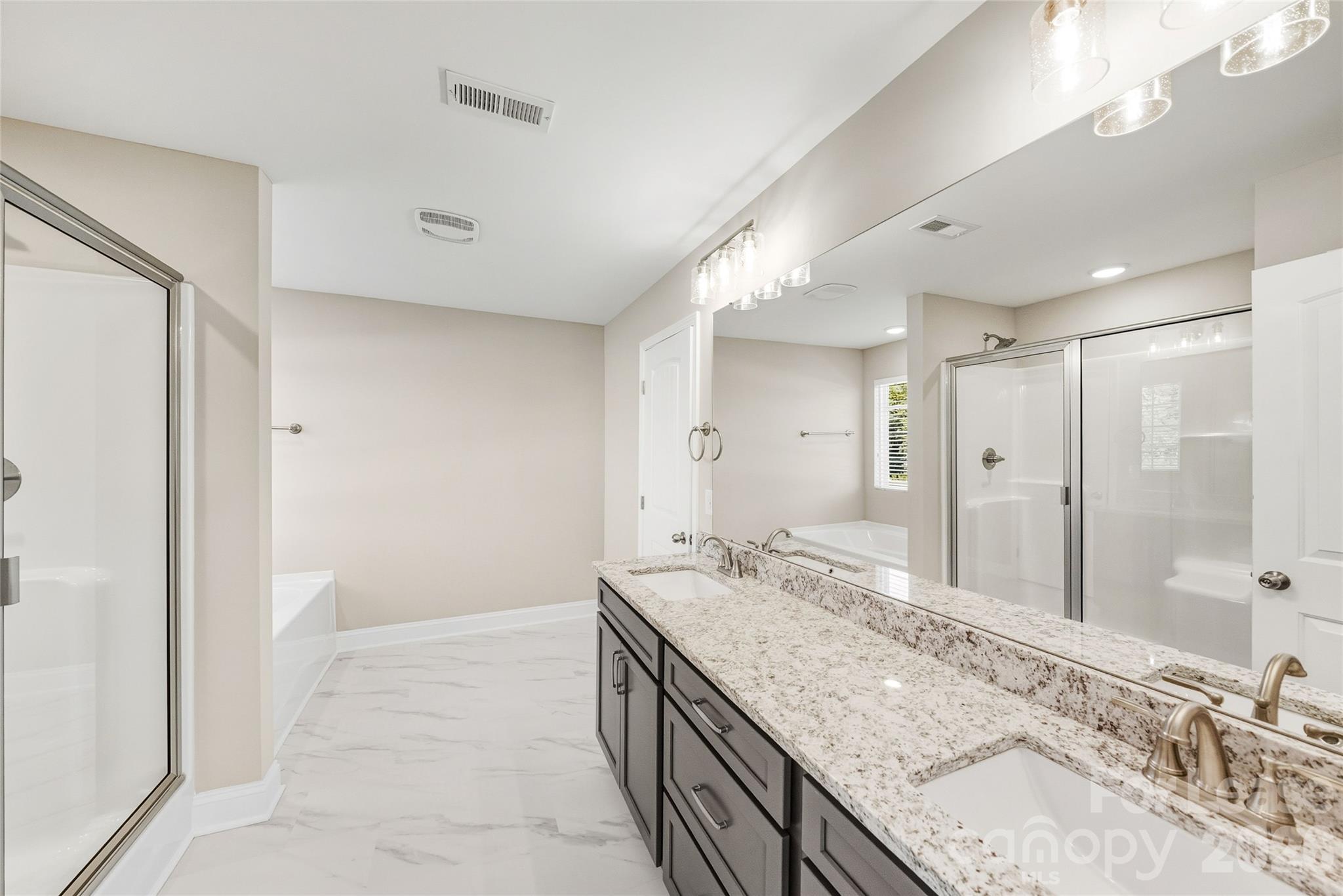 11507 Valley Oaks Lane Property Photo 33