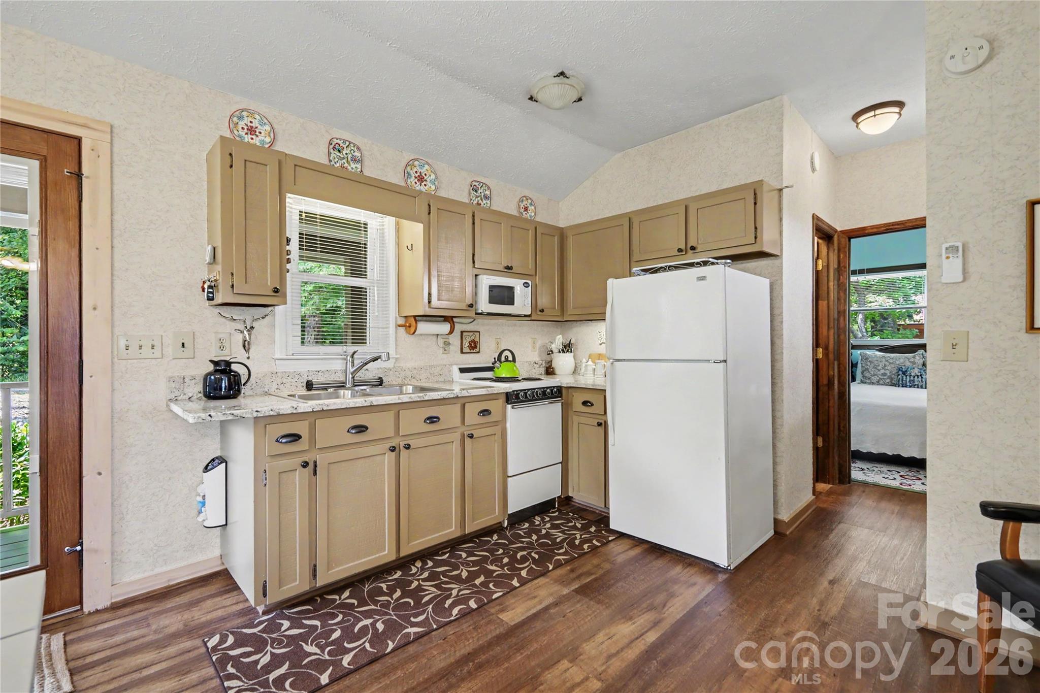 3526 Dogwood Lane Property Photo 15