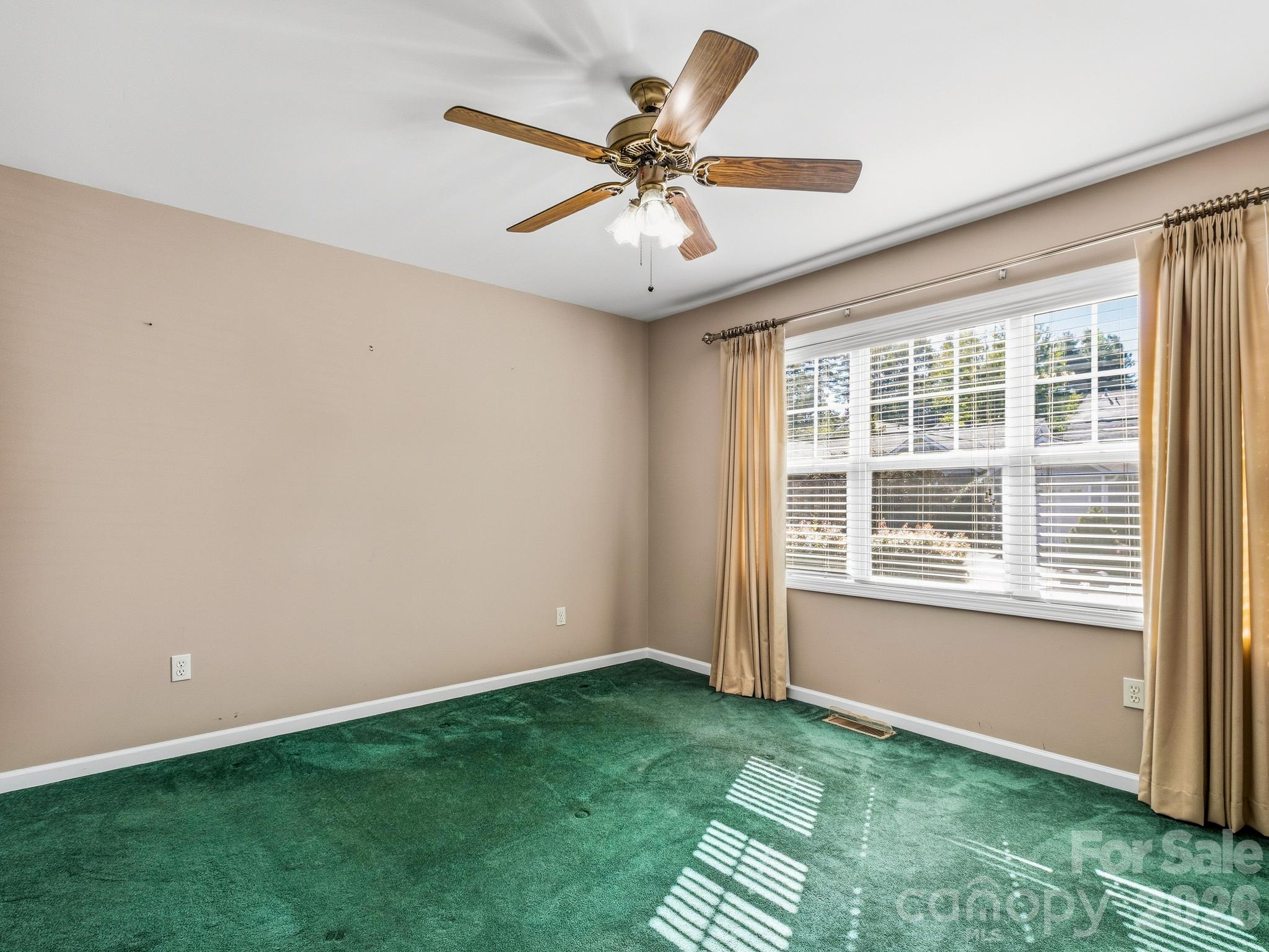 286 Charlestown Drive Property Photo 23