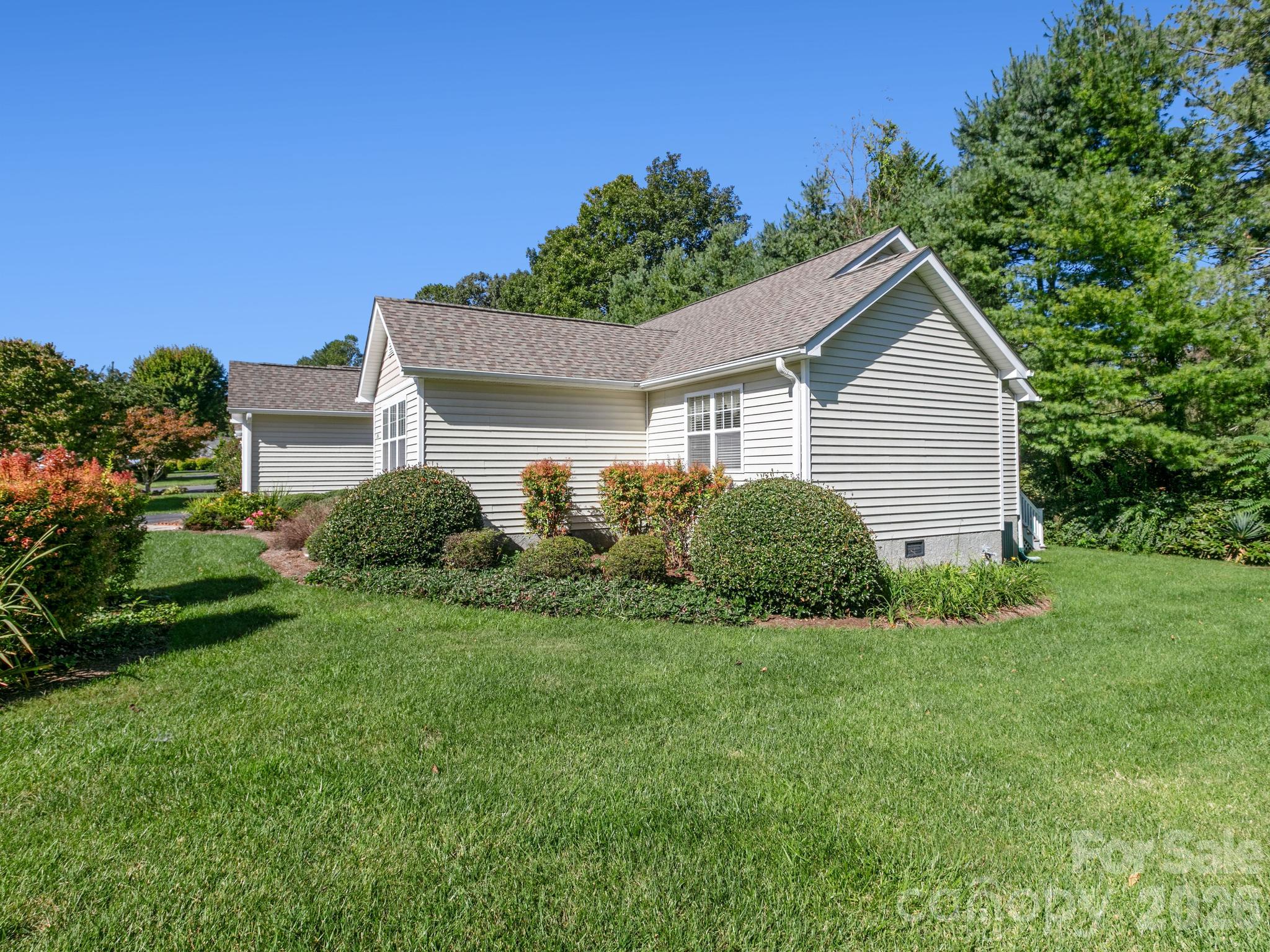 286 Charlestown Drive Property Photo 28