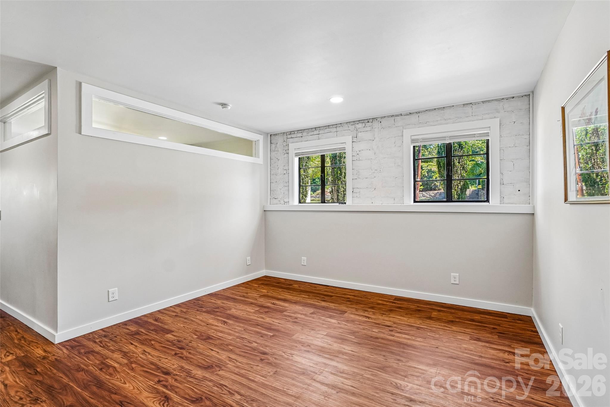 161 Melrose Avenue 5 Property Photo 9