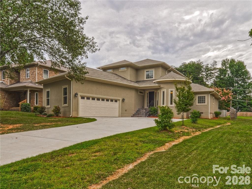10136 Fairlea Drive Property Photo 1
