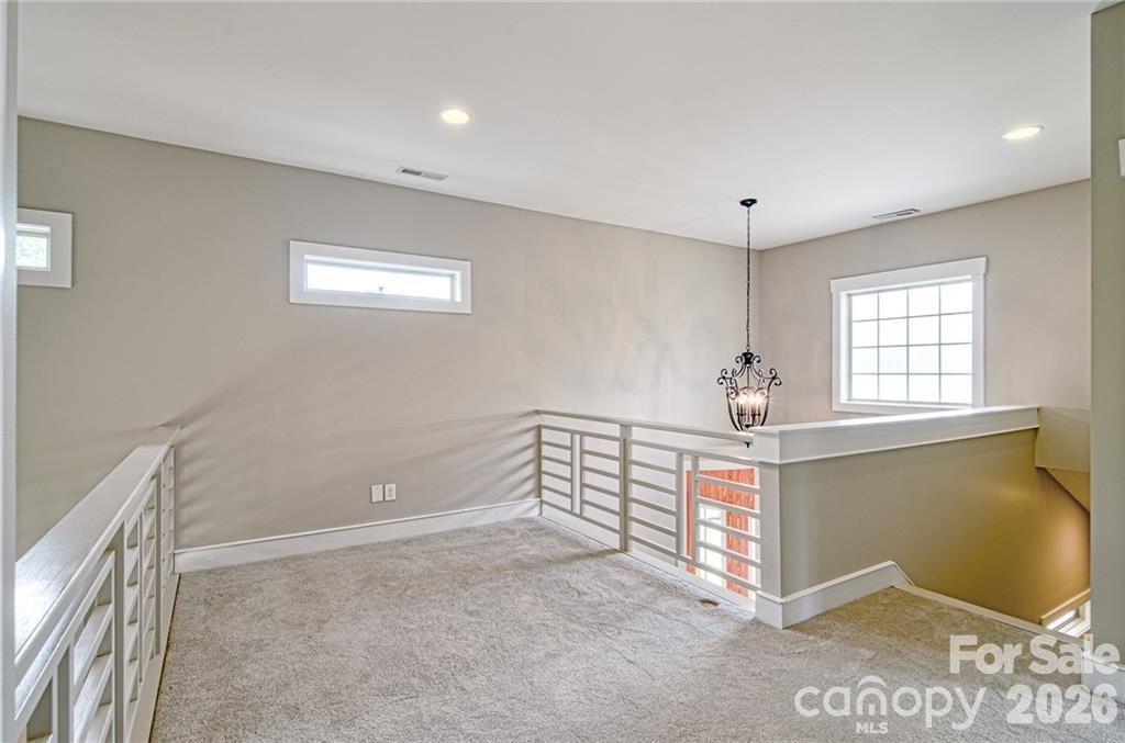 10136 Fairlea Drive Property Photo 16