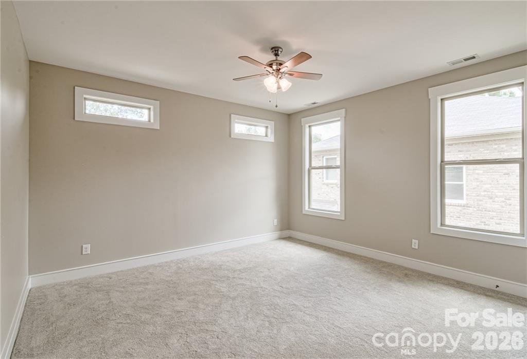 10136 Fairlea Drive Property Photo 17